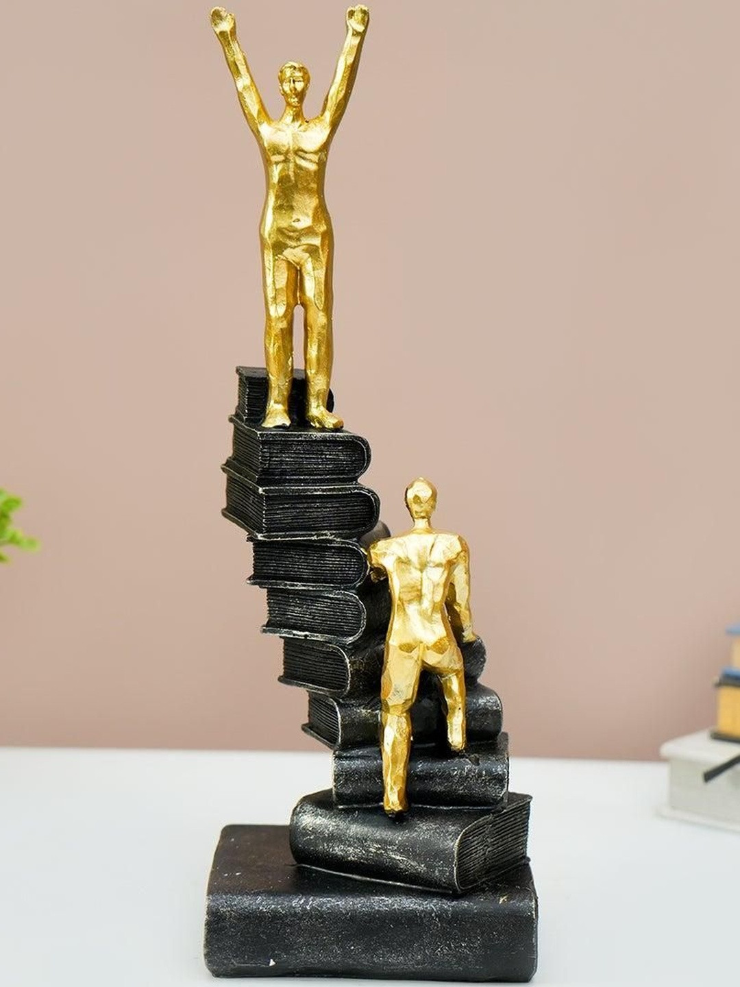 MARKET99 Black Staircase Decor Glossy Living Room Medium Showpiece 11.6 Inch