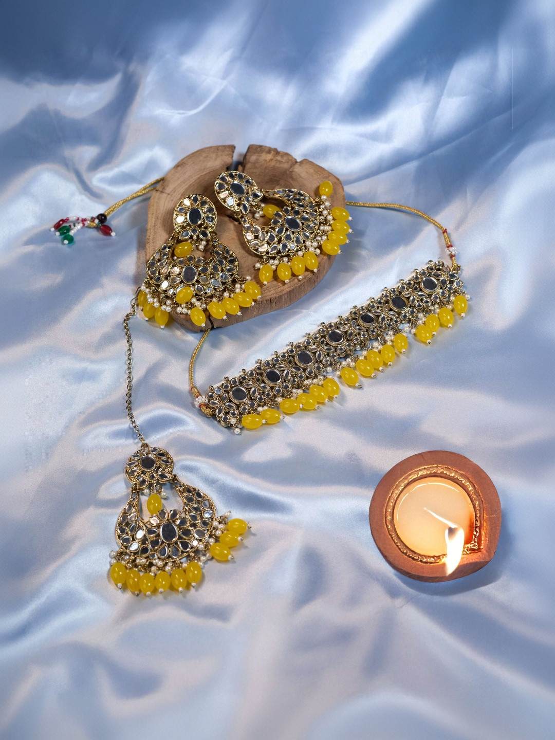 zarmar fashion Gold-plated Artificial Beaded Mirror Necklace With Earrings And Maang Tika