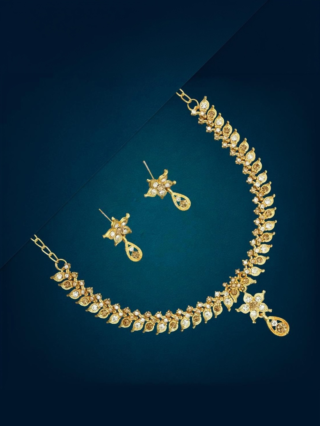 Women Click Women Stone-Studded Necklace and Earrings Jewellery Set