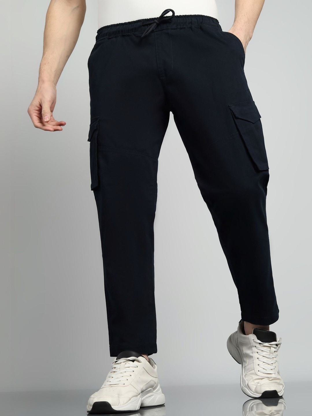 Gaucha Men Relaxed Fit Mid-Rise Elasticated Cargo