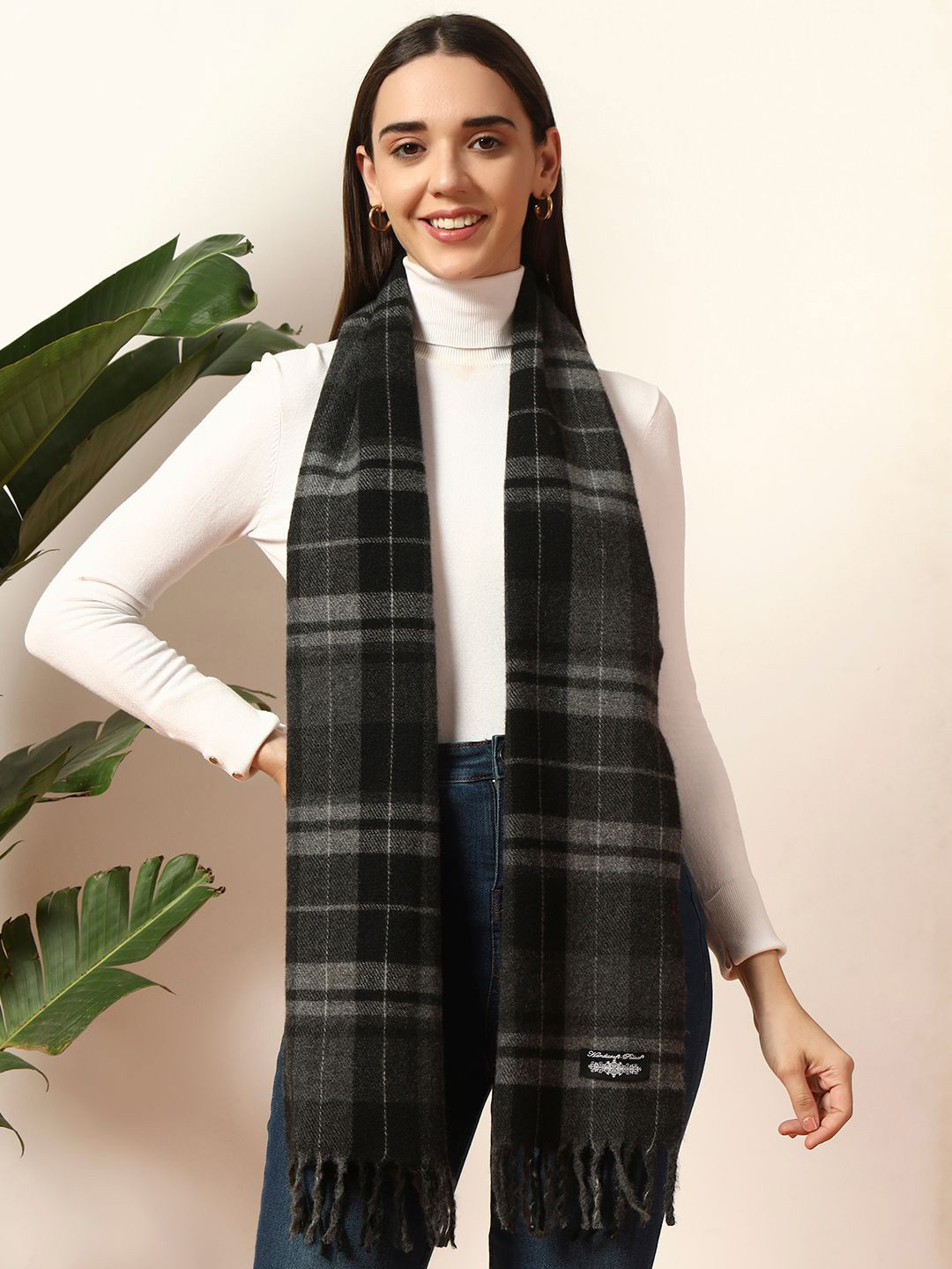 HANDICRAFT PALACE Women Checked Reversible Scarf with Tasselled Border