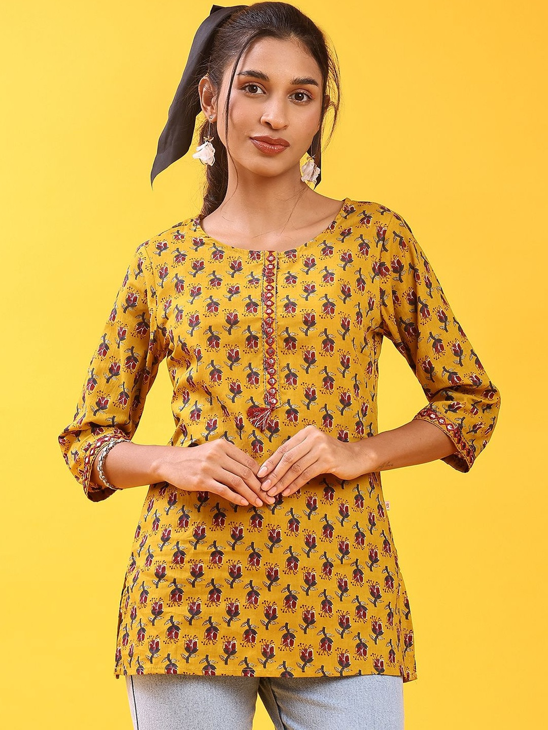 V-Mart Botanical Printed Mirror Work Pure Cotton Mirror Work Kurti