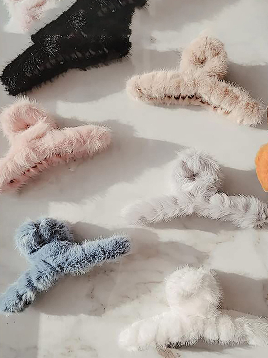 DOCTOR HEALTH SUPER SOFT Women Set of 6 Fur Grip T Shape Claw Clip
