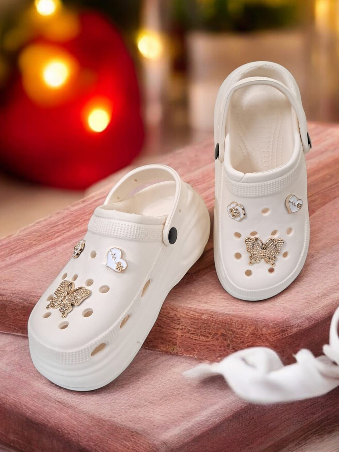 Aadhiya store Women Embellished Clogs Flip Flops