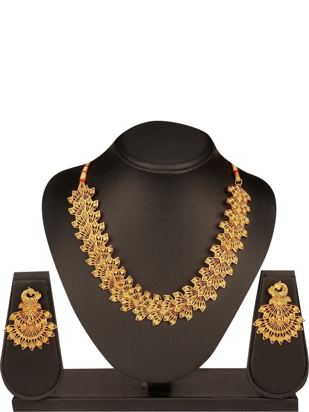 Women Click Peacock Design Jewellery Set