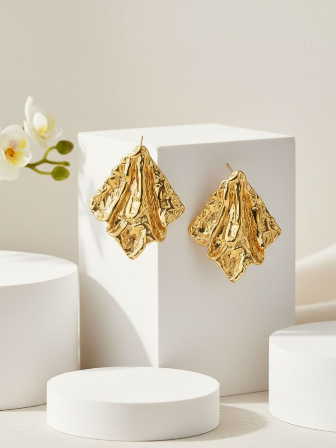 FLAURI Geometric Studs Earrings
