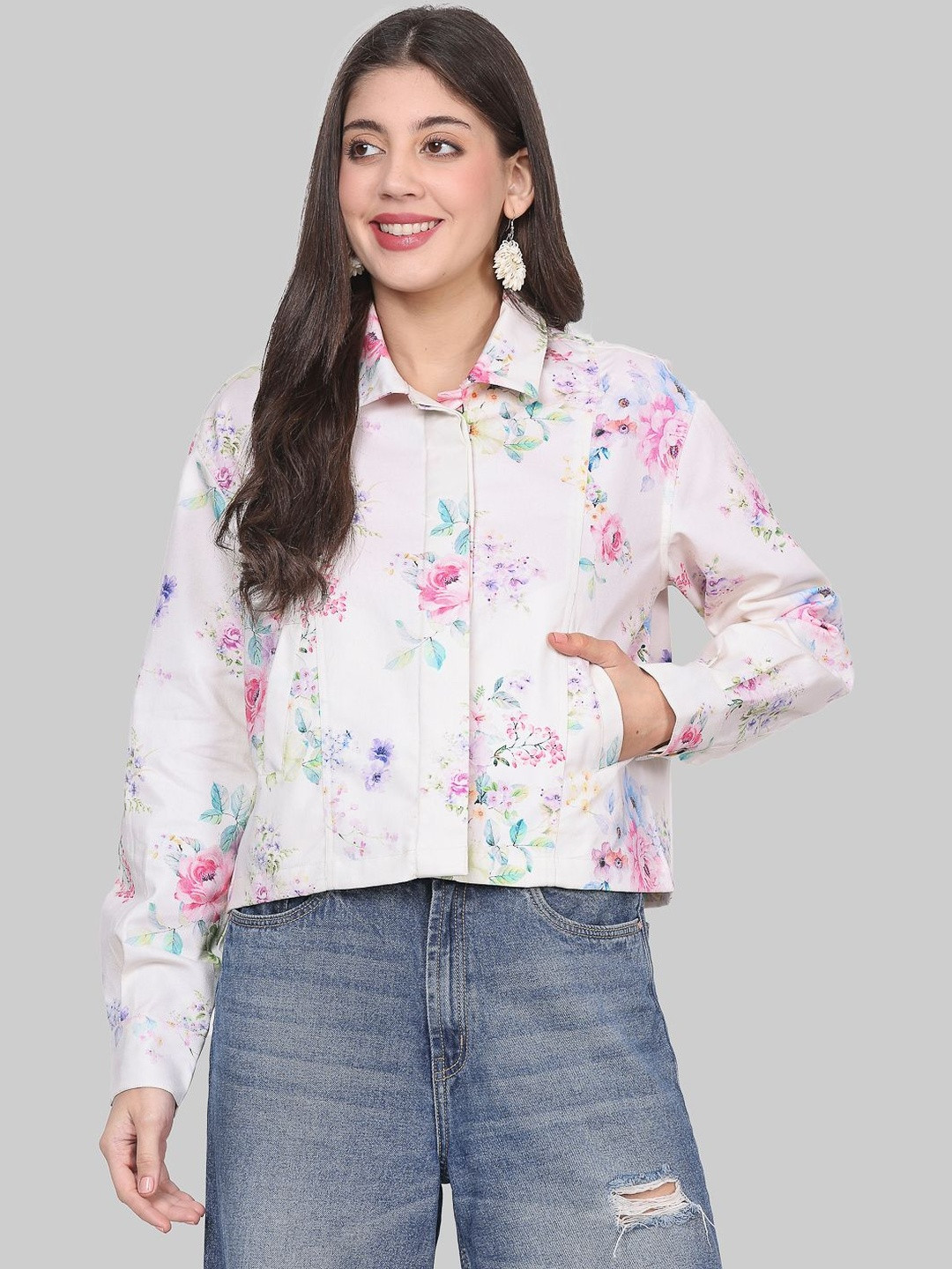 Nomad Lifestyle Women Floral Crop Woven Jacket