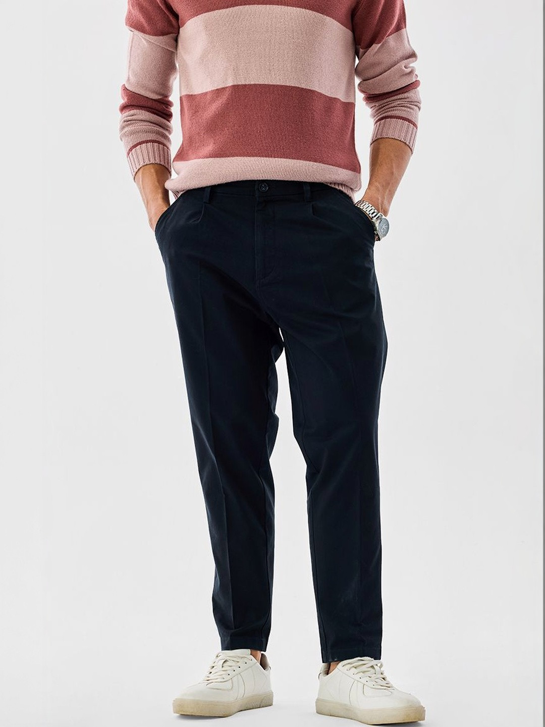 Snitch Men Wrinkle Free Flat-Front Mid-Rise Cotton Chinos Trouser