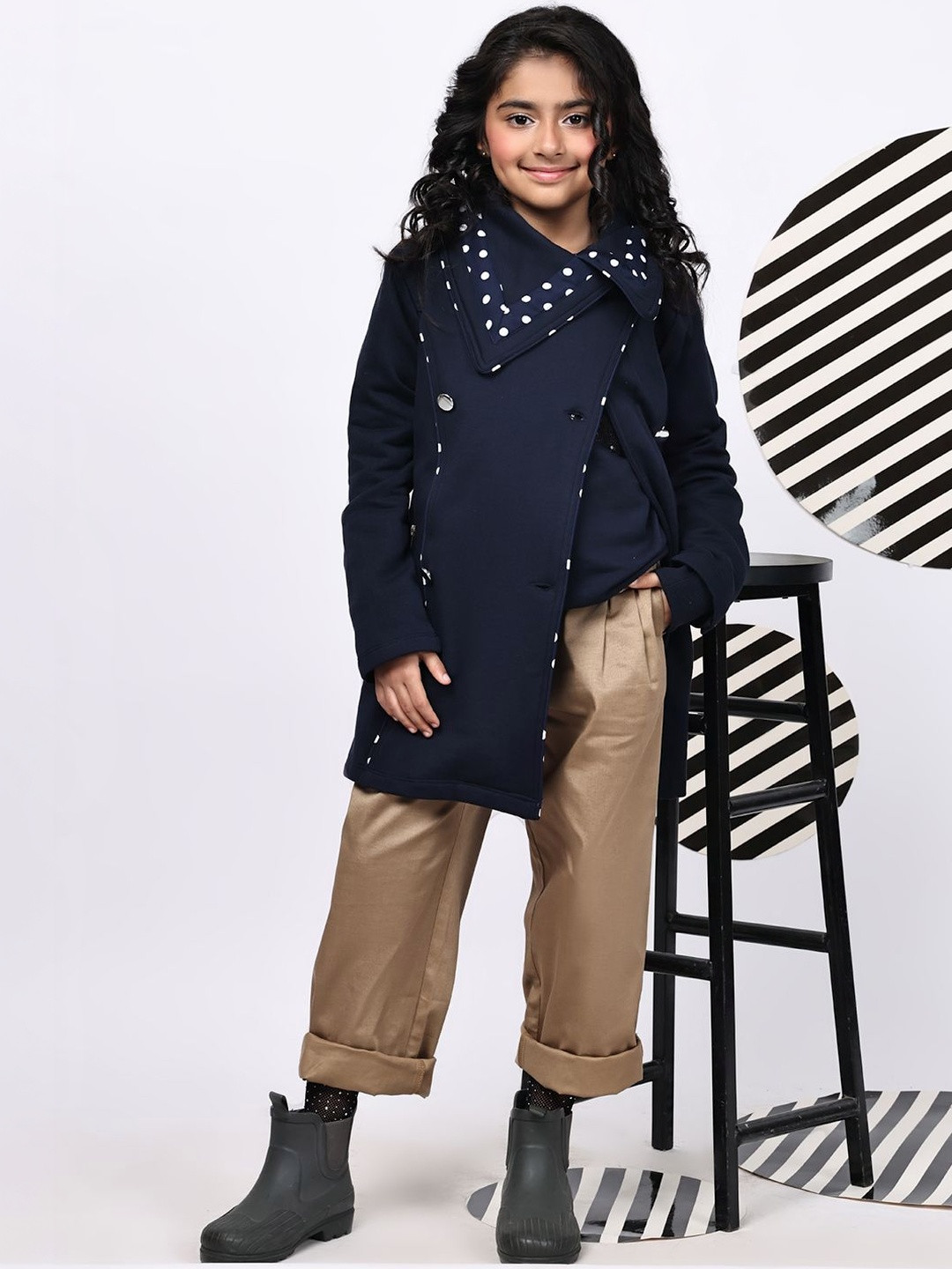 Baawri Girls Colourblocked Fleece Knitted Jacket