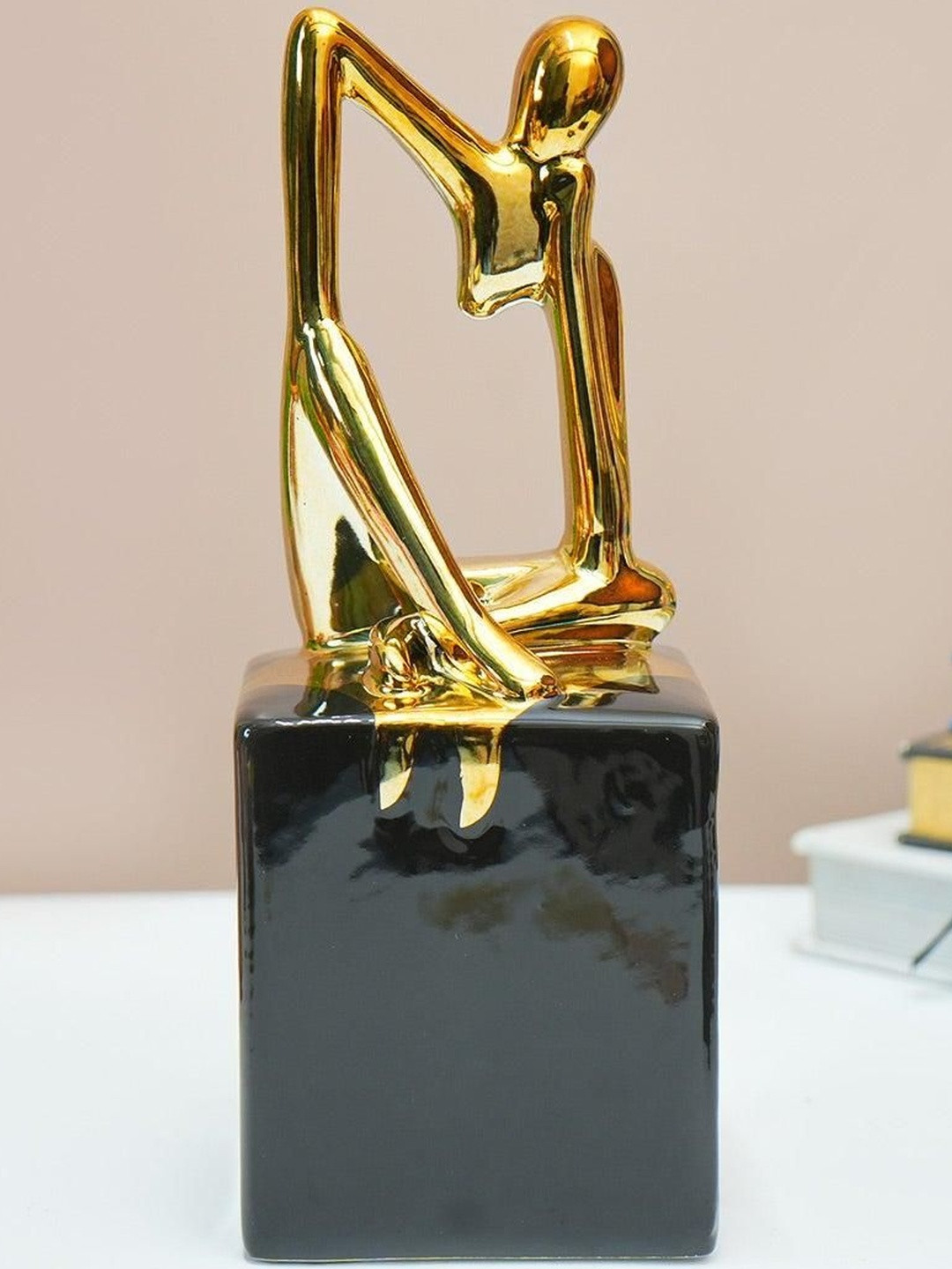 MARKET99 Ceramic Abstract Posture Figurine Decor Object Showpiece