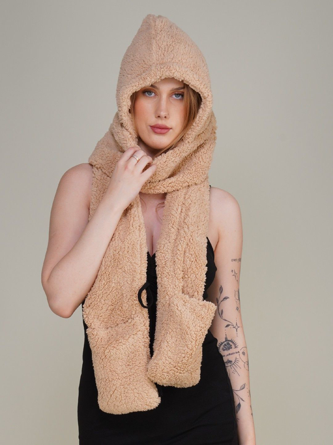 LADONNA Women Woollen Winter Scarf Cap