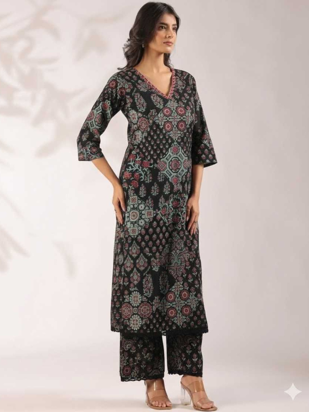 THE JAIPUR STUDIO Women Printed Regular Mirror Work Pure Cotton Kurta with Pyjamas