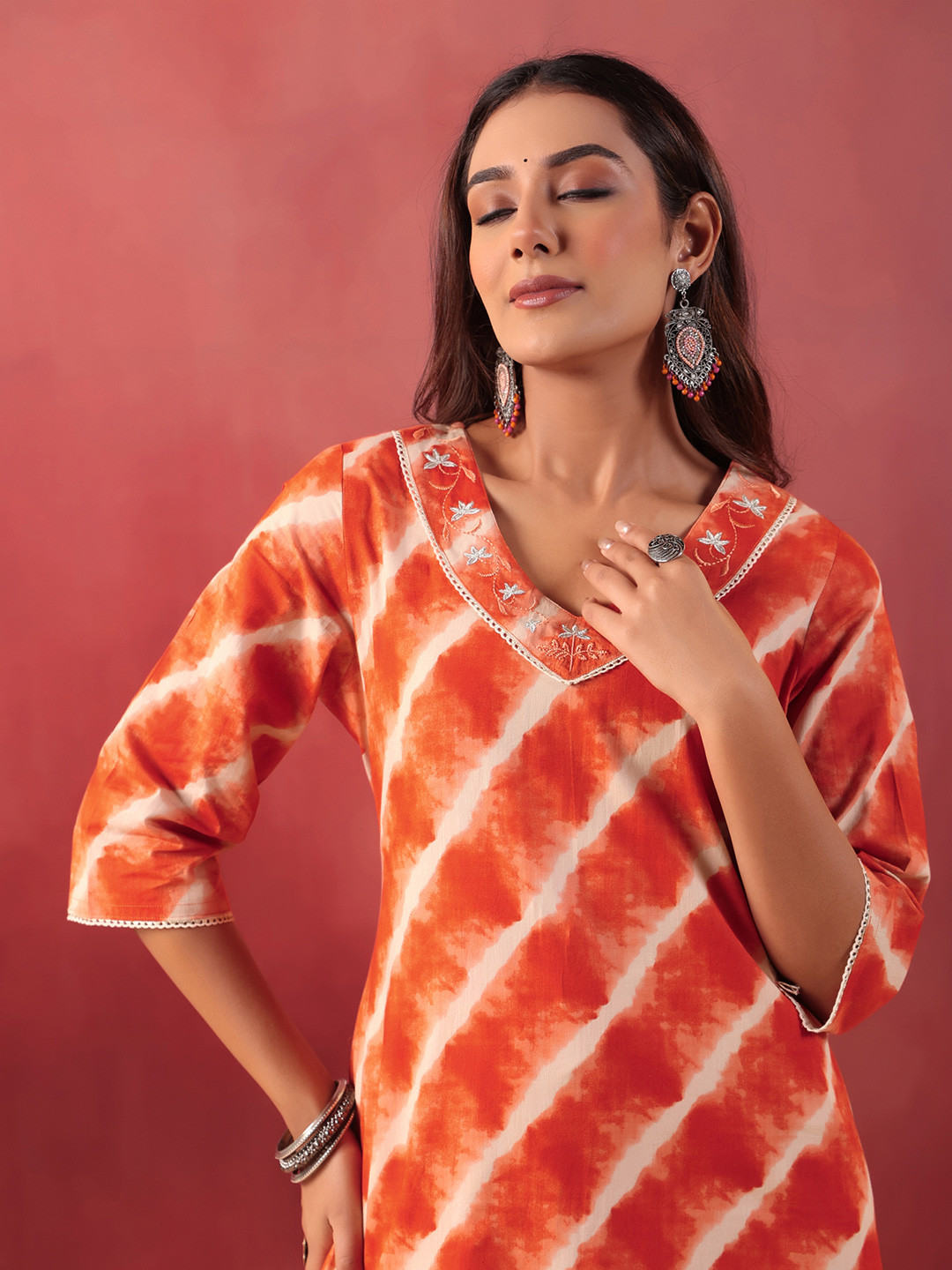 Sacche Dhaage Women Printed Straight Kurta