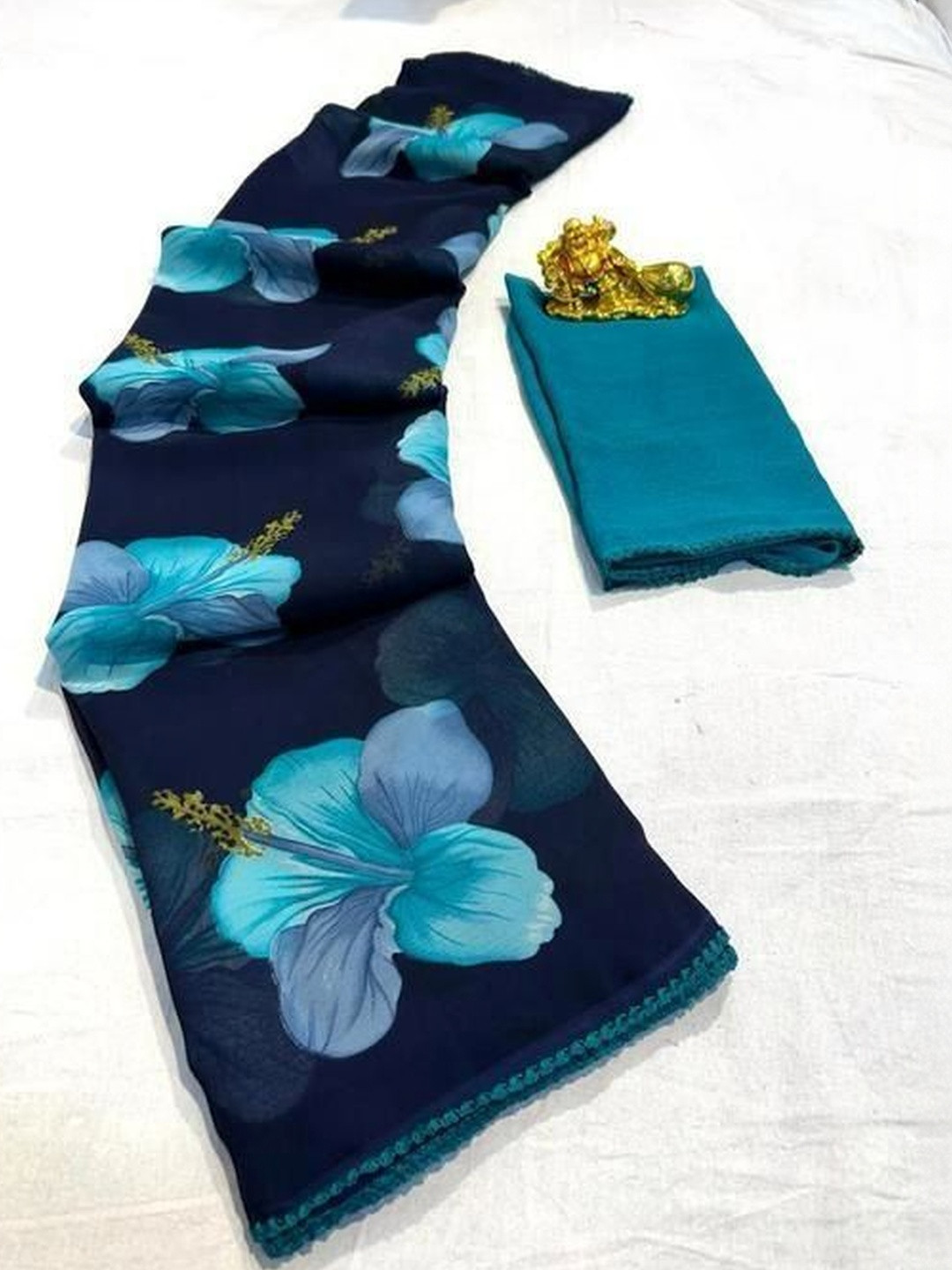 STUNNERZ Floral Saree