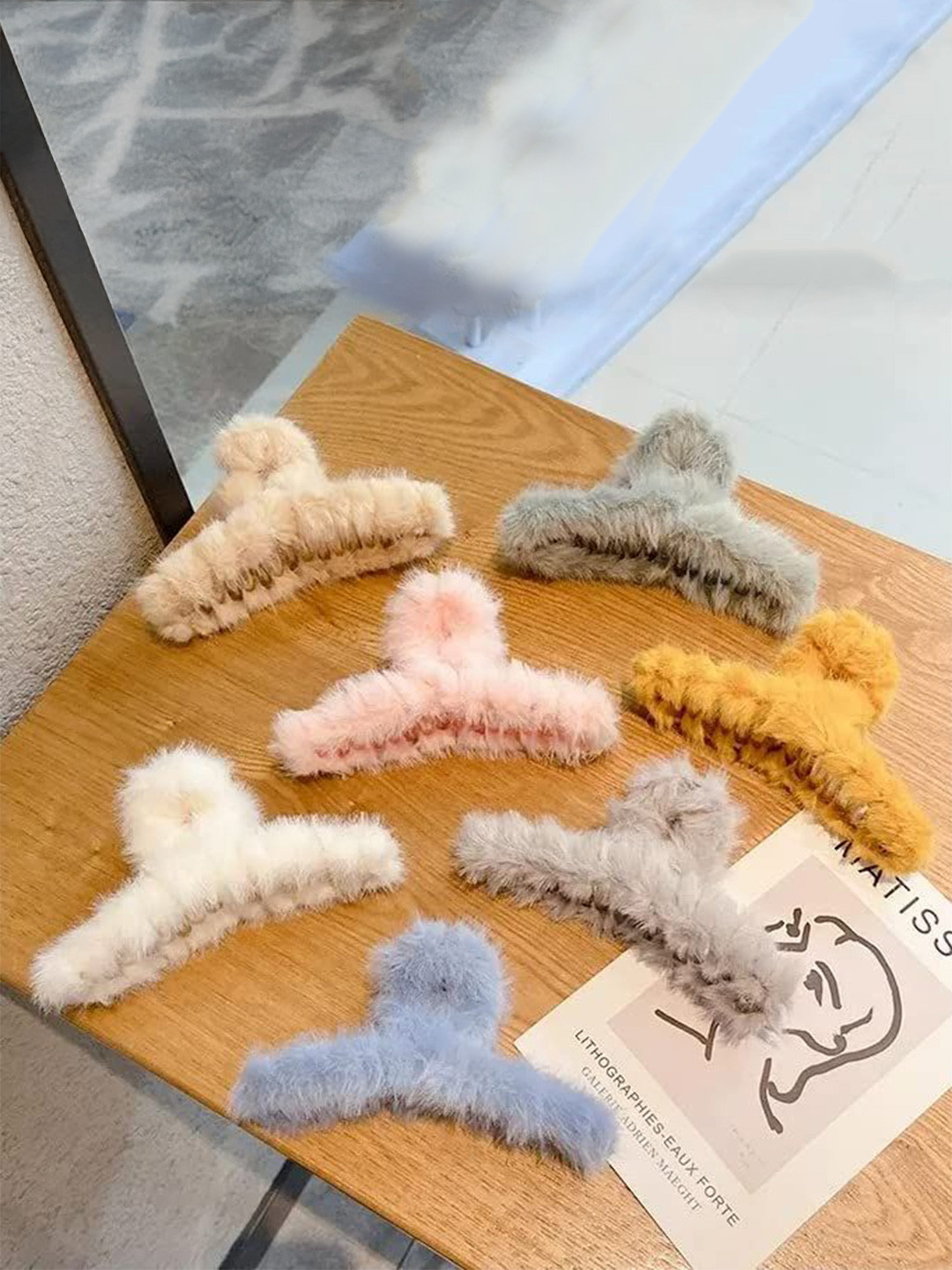 GOWRI TEX Women Set of 7 T Shape Claw Clip