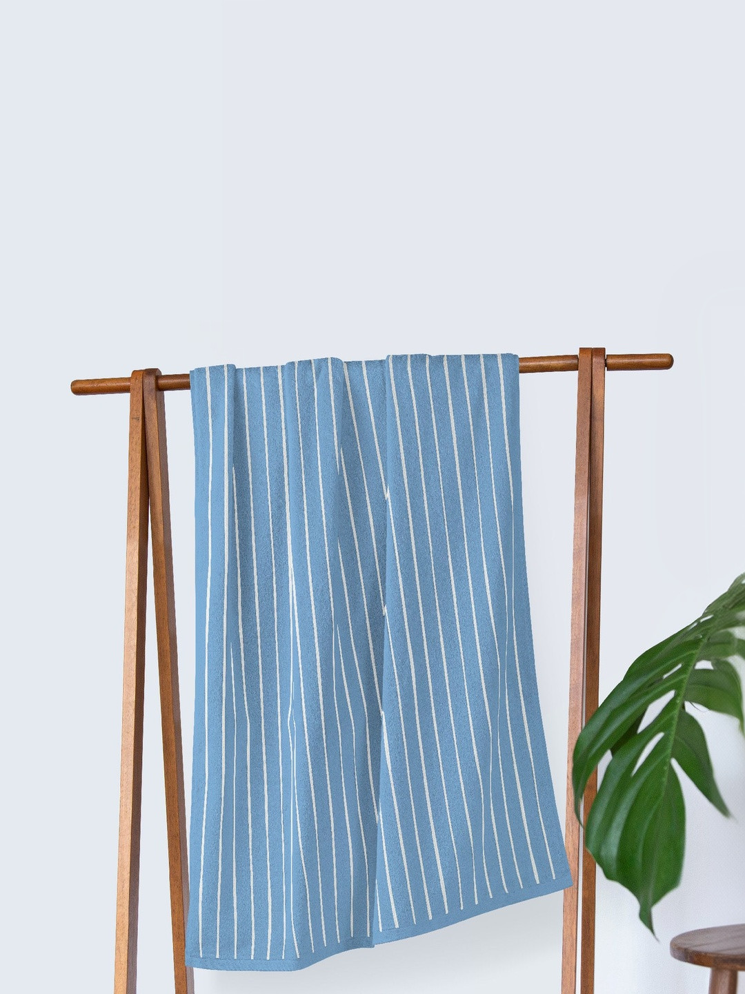 Himeya Blue Pin Striped Cotton 350 GSM Bath Towel