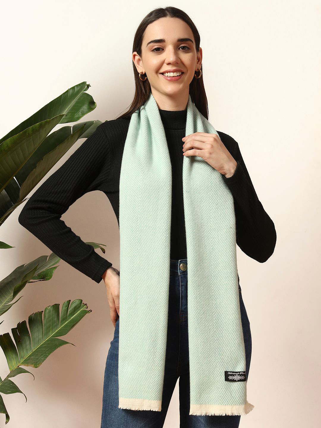 HANDICRAFT PALACE Women Herringbone Woven Design Reversible Woollen Scarf