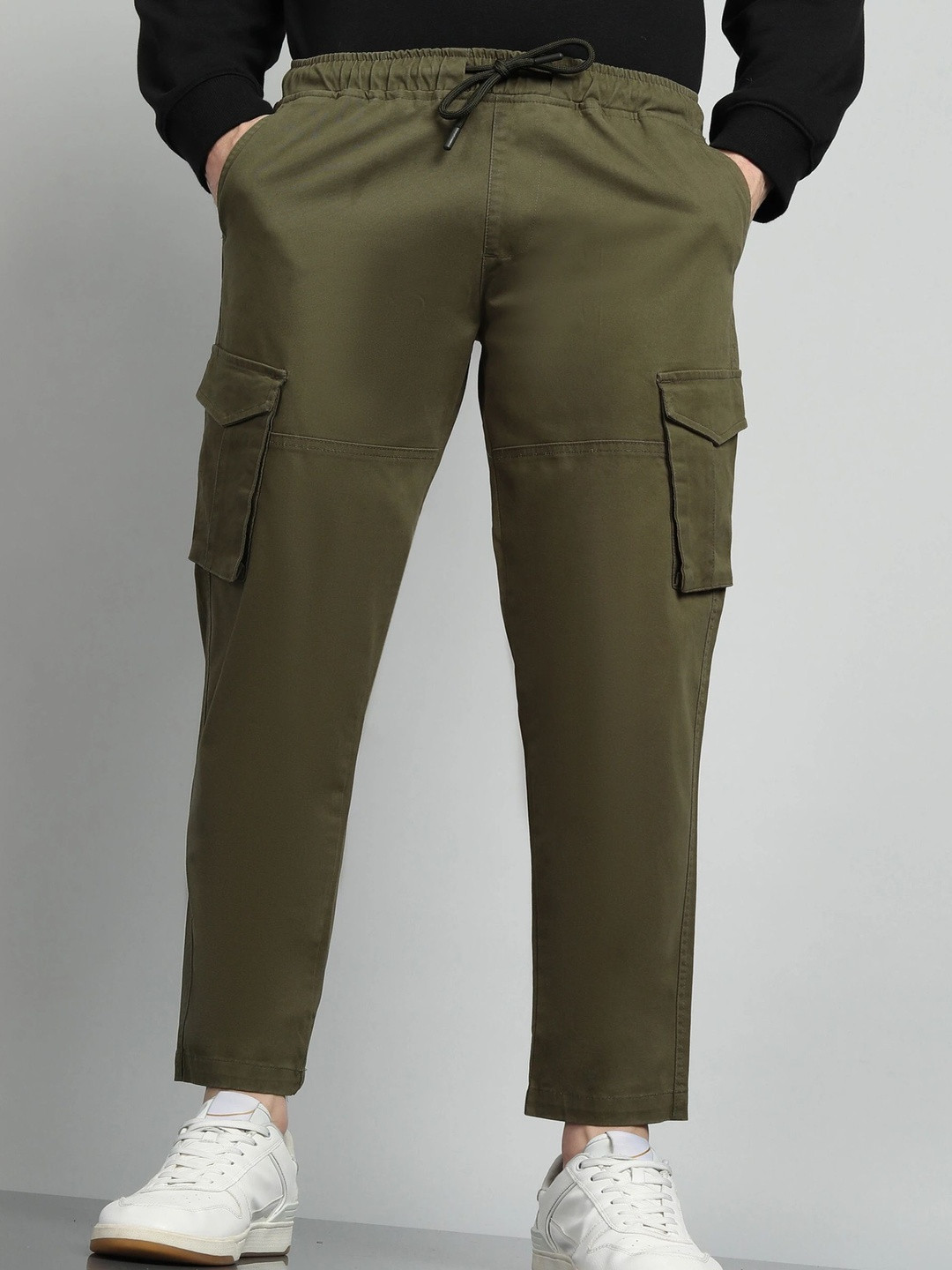 Gaucha Men Relaxed Fit Mid-Rise Elasticated Cargo