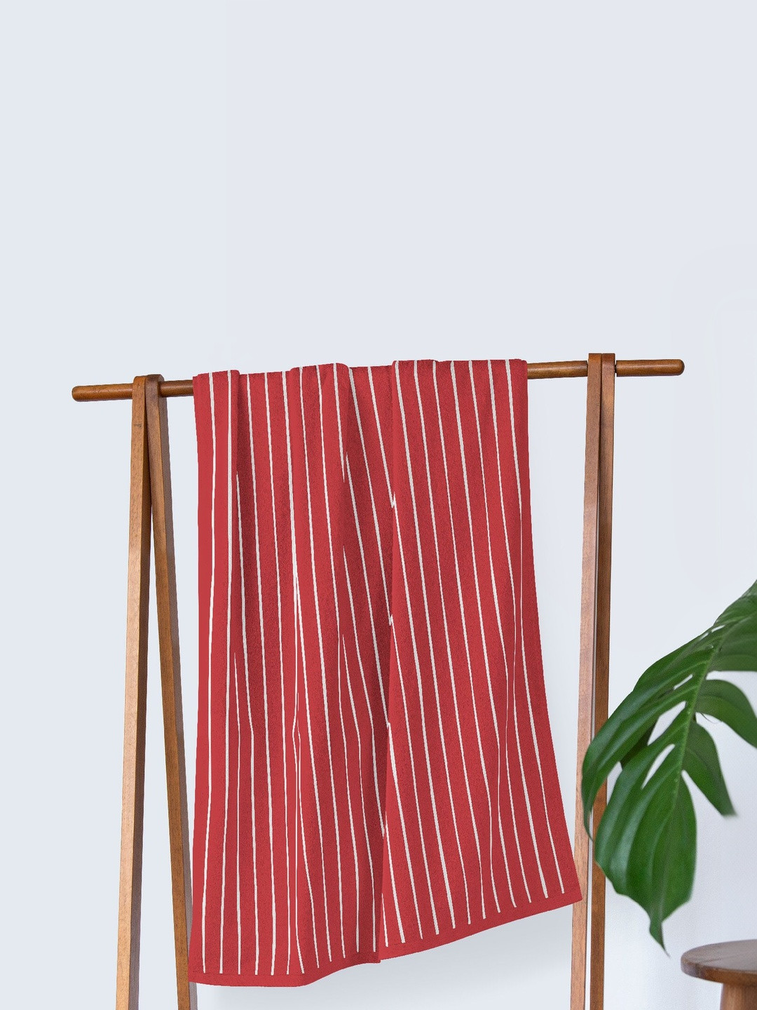 Himeya Red Pin Striped Cotton 350 GSM Bath Towel