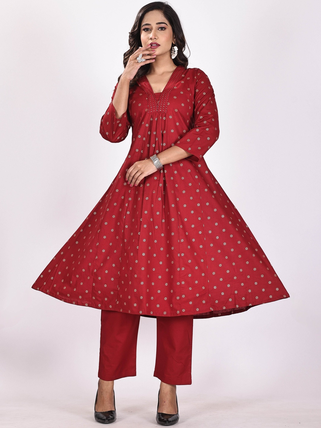 ROSHNI Floral Printed Panelled Thread Work Pure Cotton Anarkali Kurta With Trousers