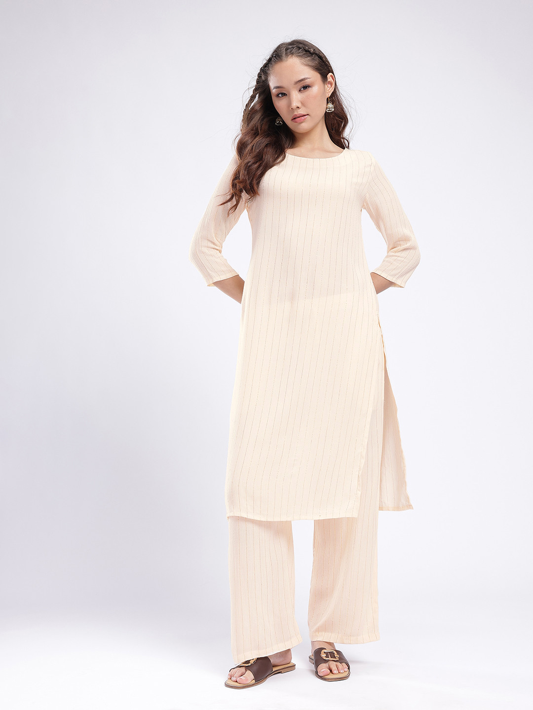 fusion by glitchez Metallic Striped Kurta with Trousers