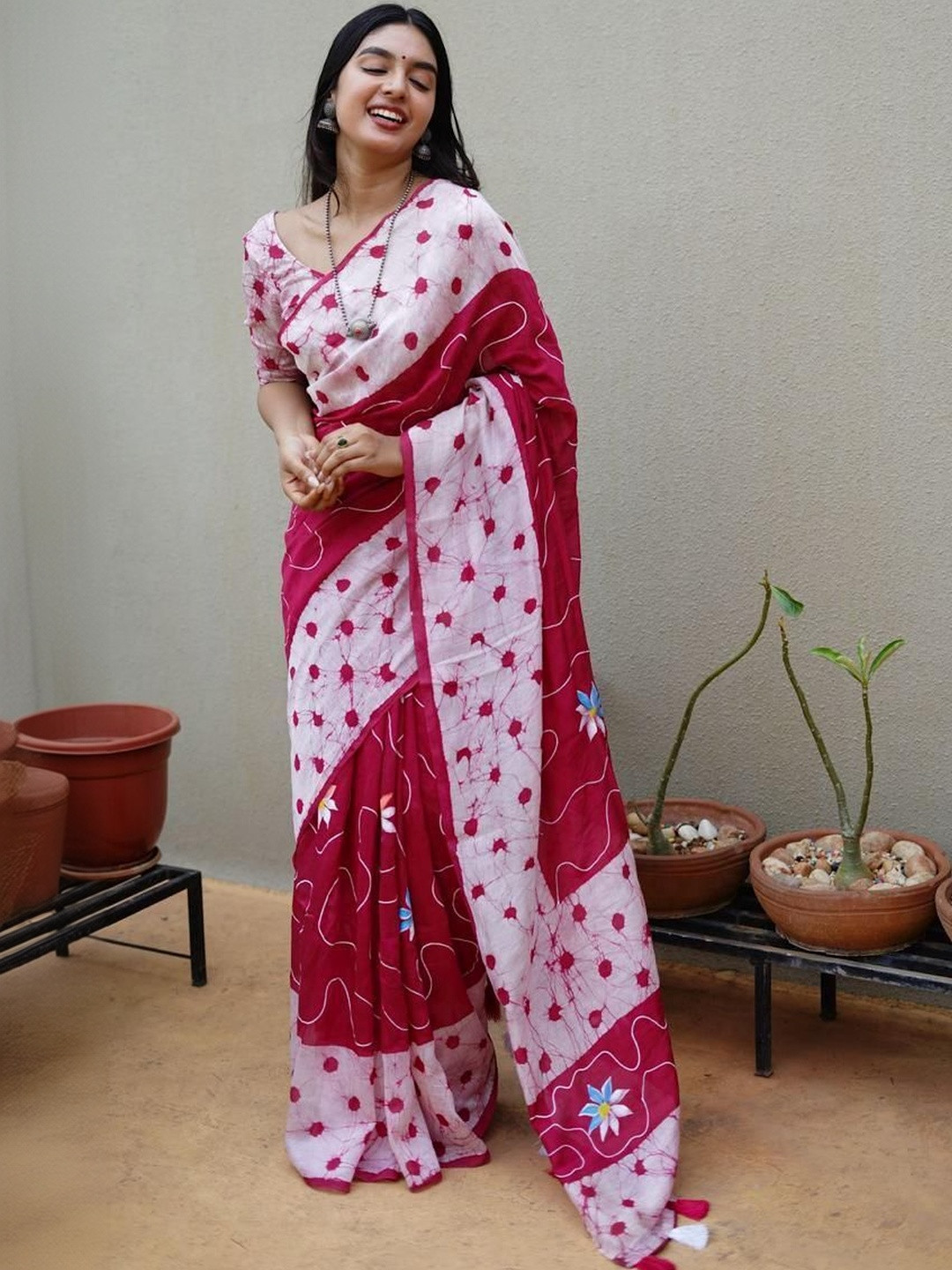 SK Fancy Luggage Batik Handloom Saree