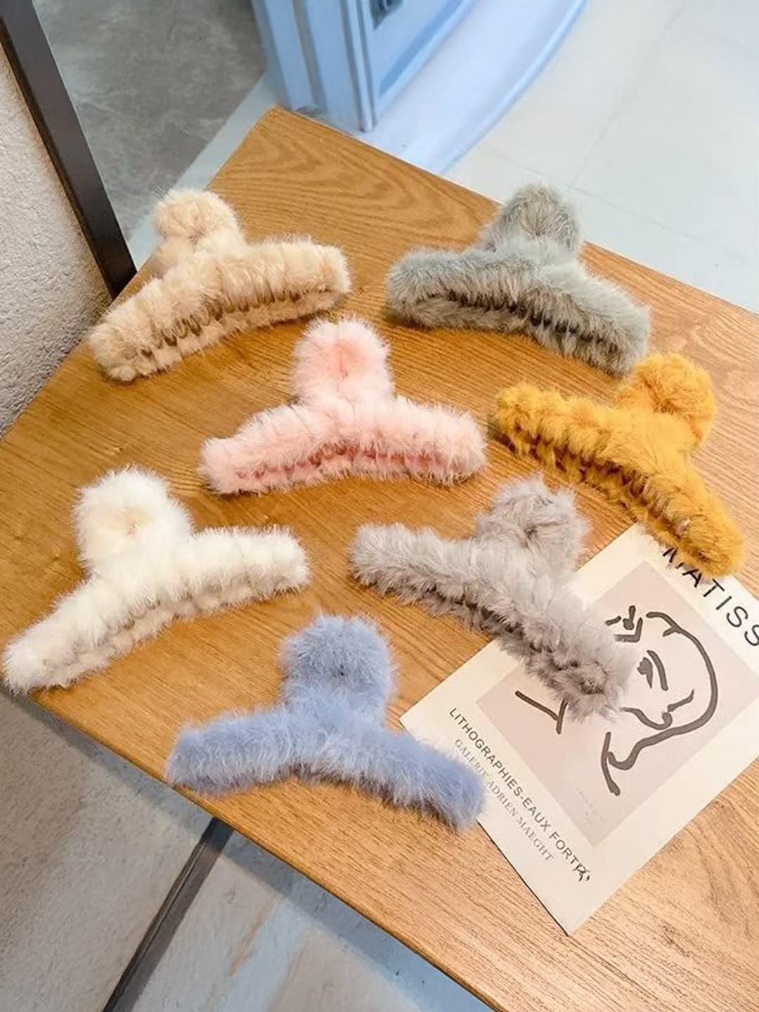 DOCTOR HEALTH SUPER SOFT Women Set of 7 Fur T-Shape Claw Clip