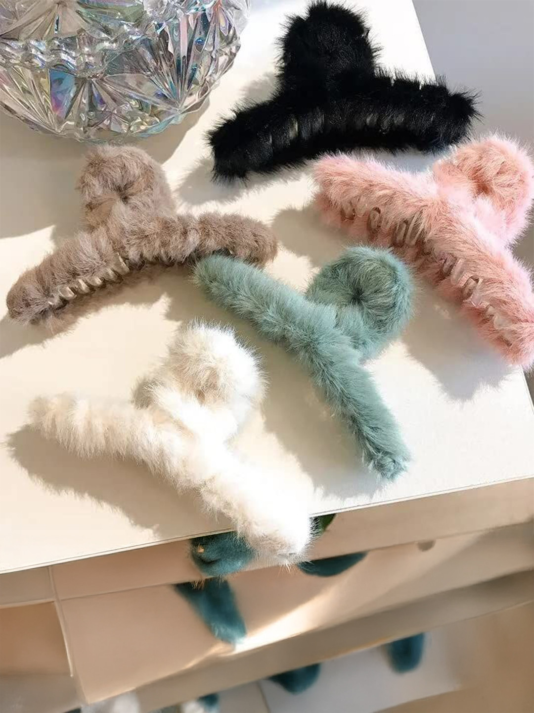 Lyphy Women Pack of 10 Fur Grip T Shape Claw Clip