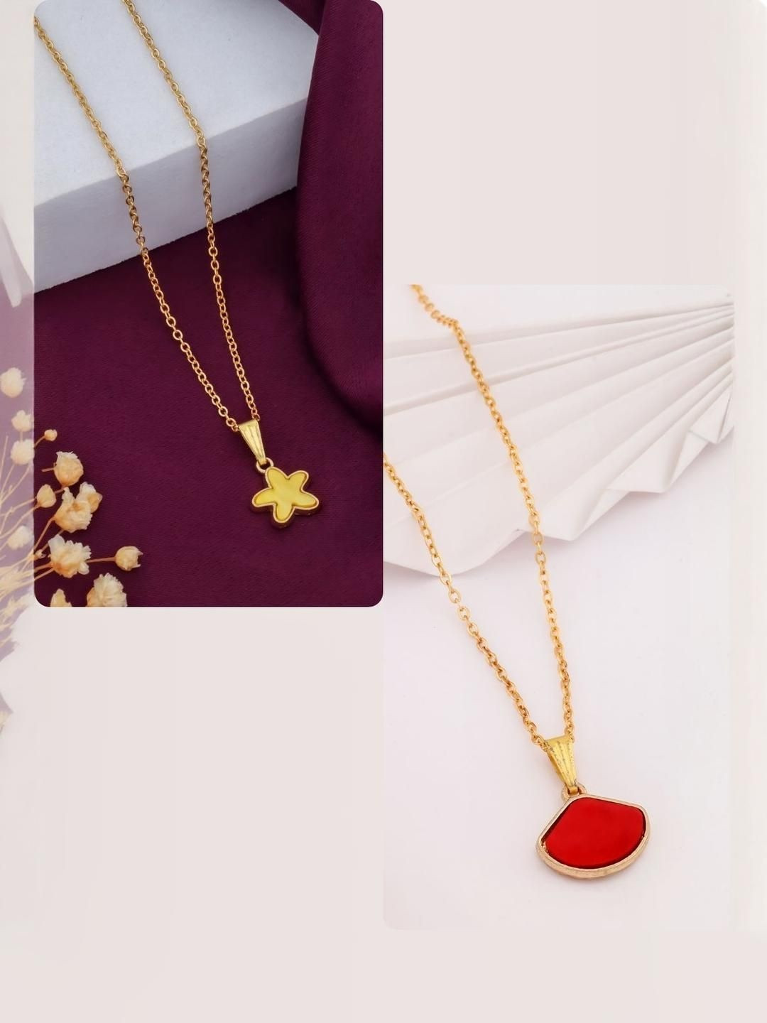 SZN Set of 2 Gold-Plated Star Shaped Pendant With Chain