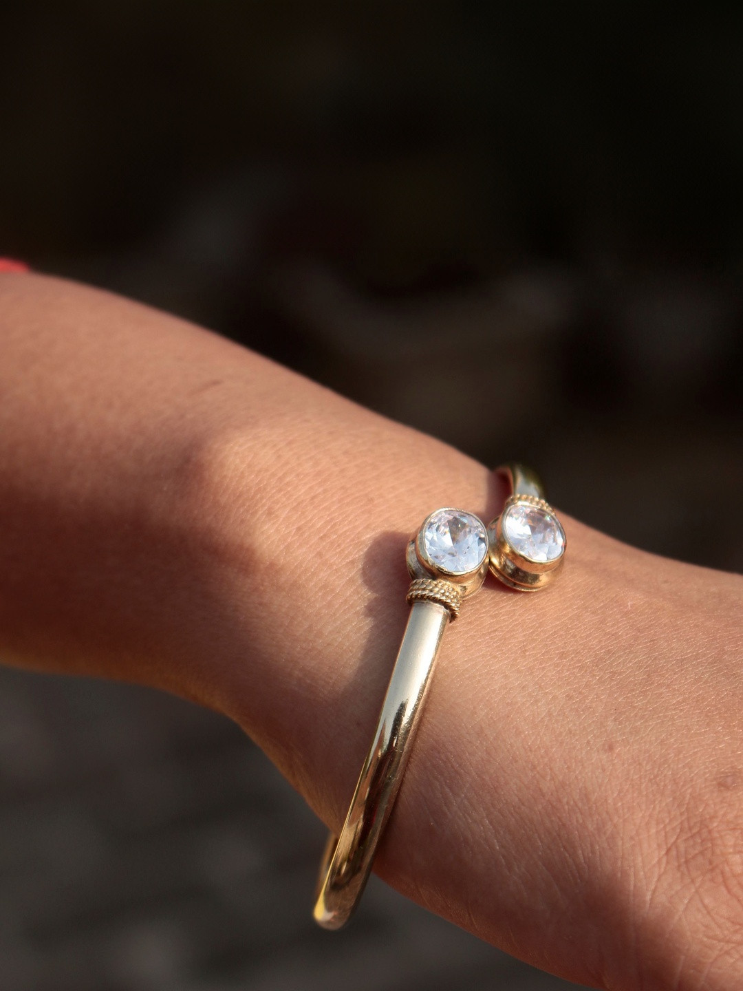 FUSIONARI Gemstone Studded Bangle