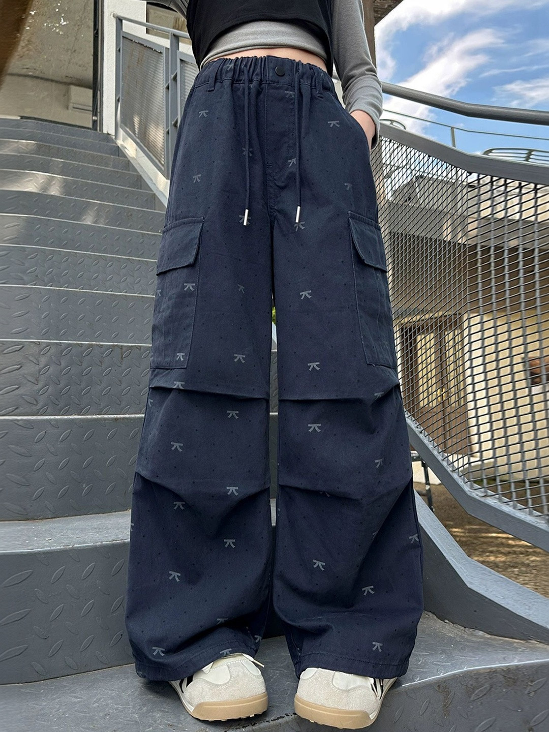 LULU & SKY Girls High-Rise Baggy Cotton Flat-Front Cargos Trousers