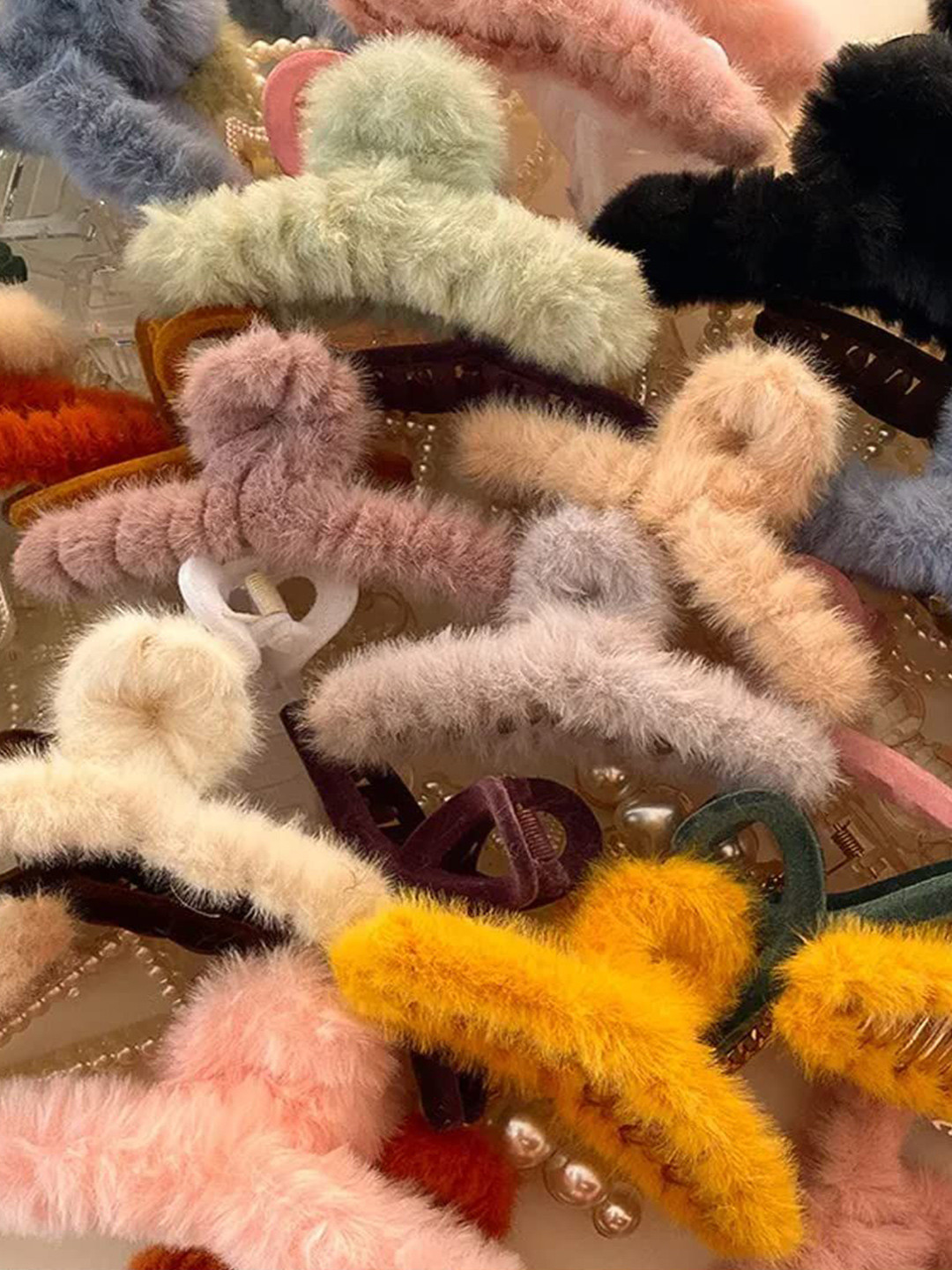 SH FSN Set of 12 Women Plush Fur T Shape Hair Claw Clip