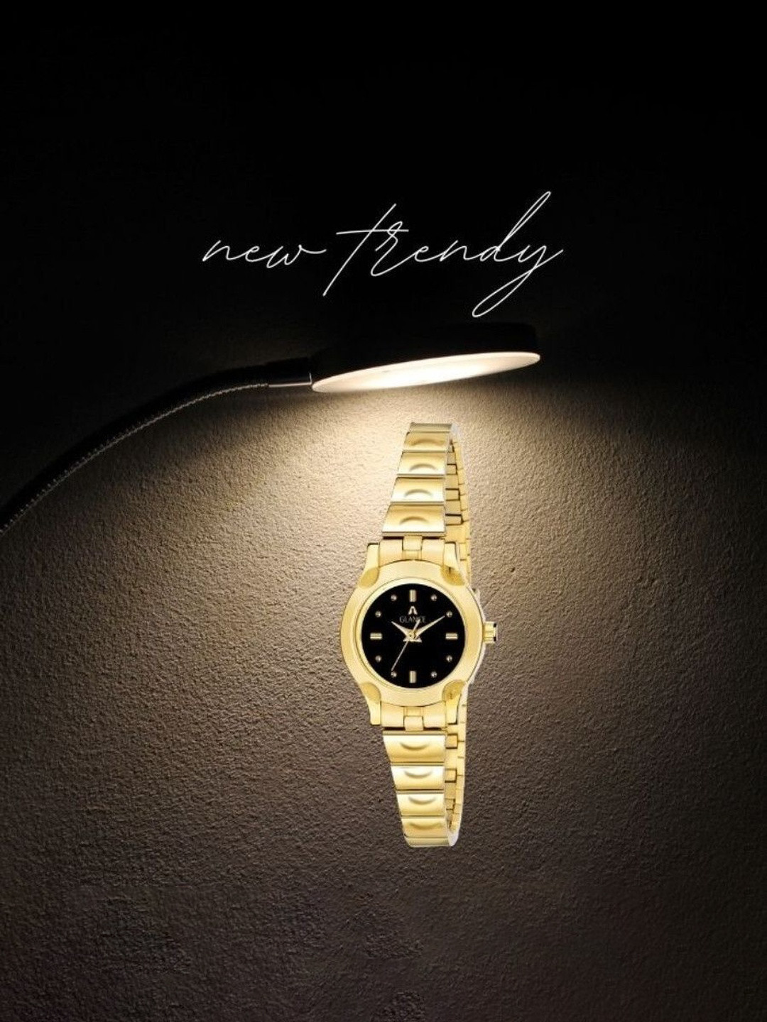 REBOOT Unisex Dial & Bracelet Style Straps Analogue Watch JK_214731_8019Ym02_1