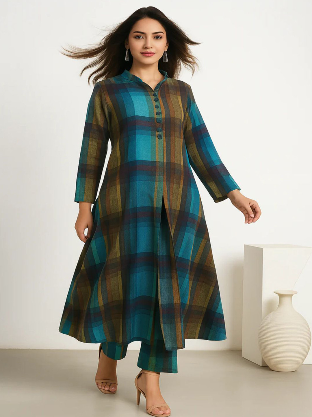 DIIWATAA Women Checked Kurta with Palazzos