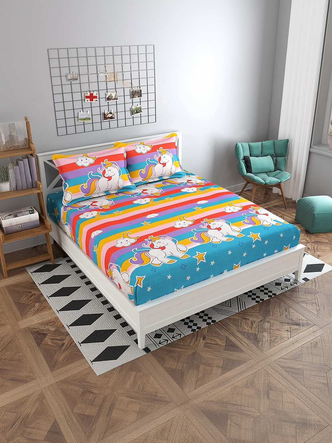 Homybees Cartoon Characters 220 TC King Bedsheet with 2 Pillow Covers