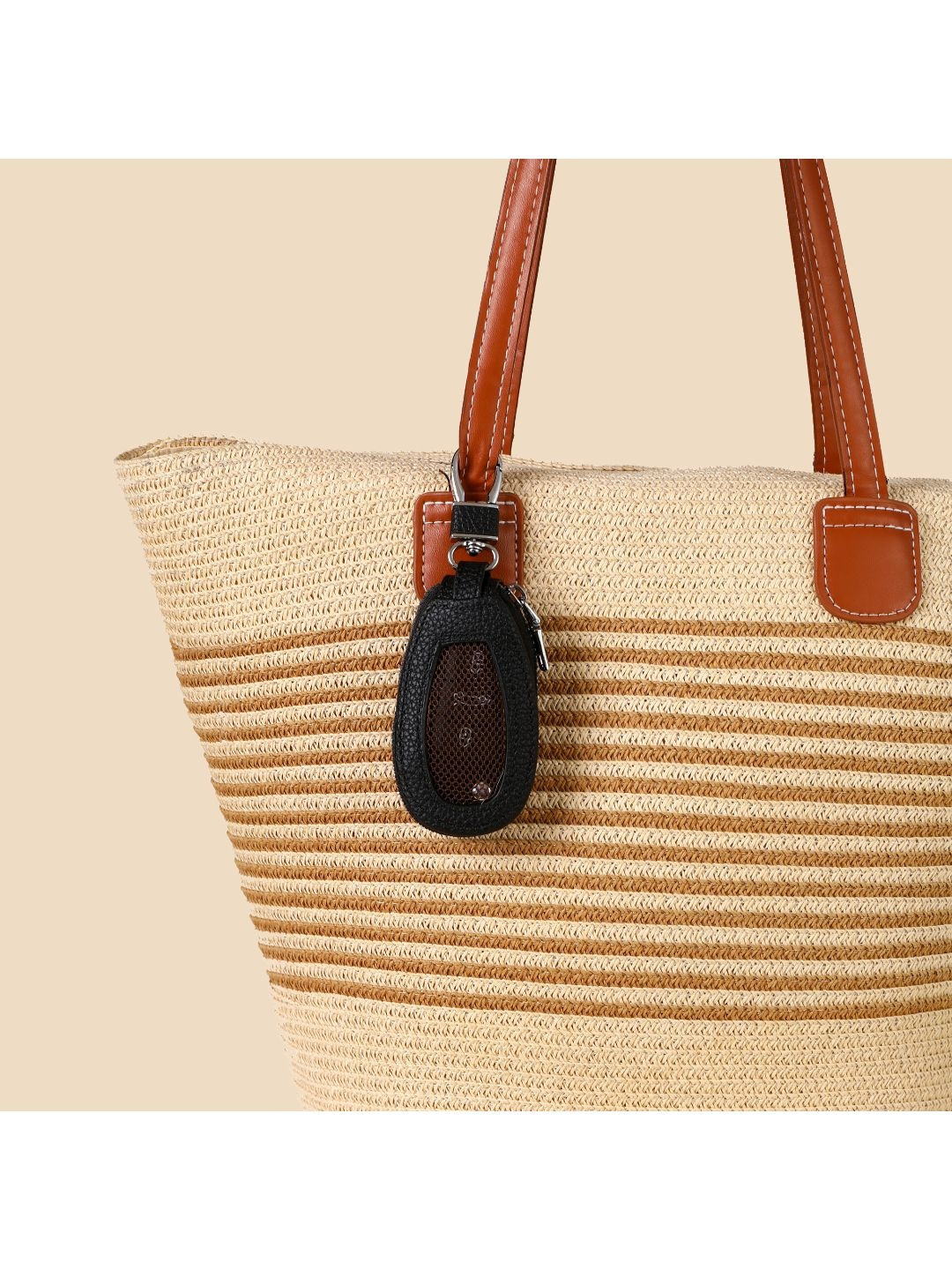 SALTY Black Universal Key Holder Bag Charm