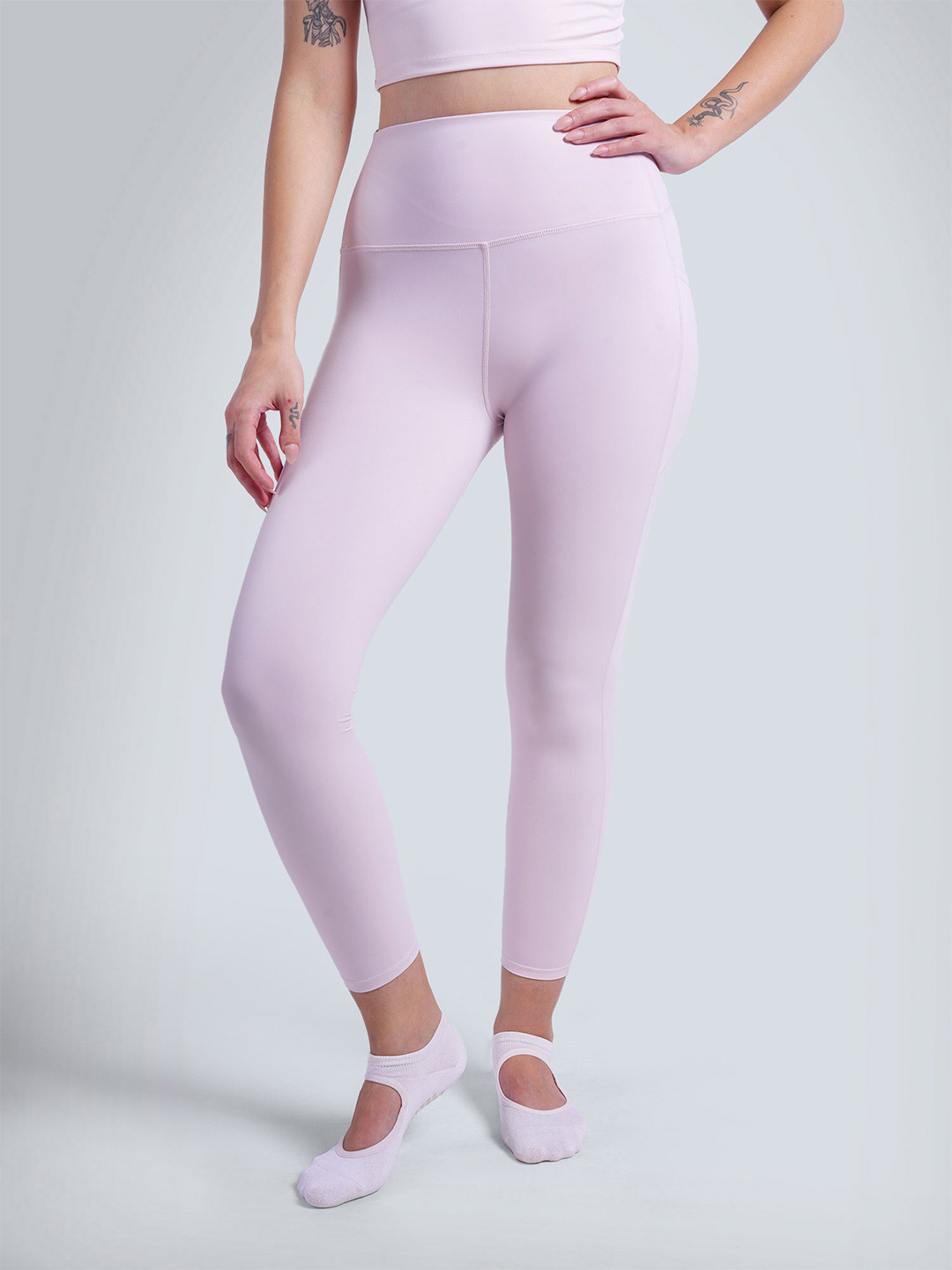 CAVA Women Pink Aerial leggings
