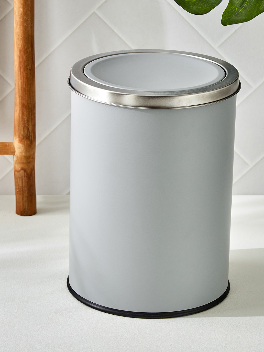 Home Centre Sedona Lasso Solid Swing Waste Bin
