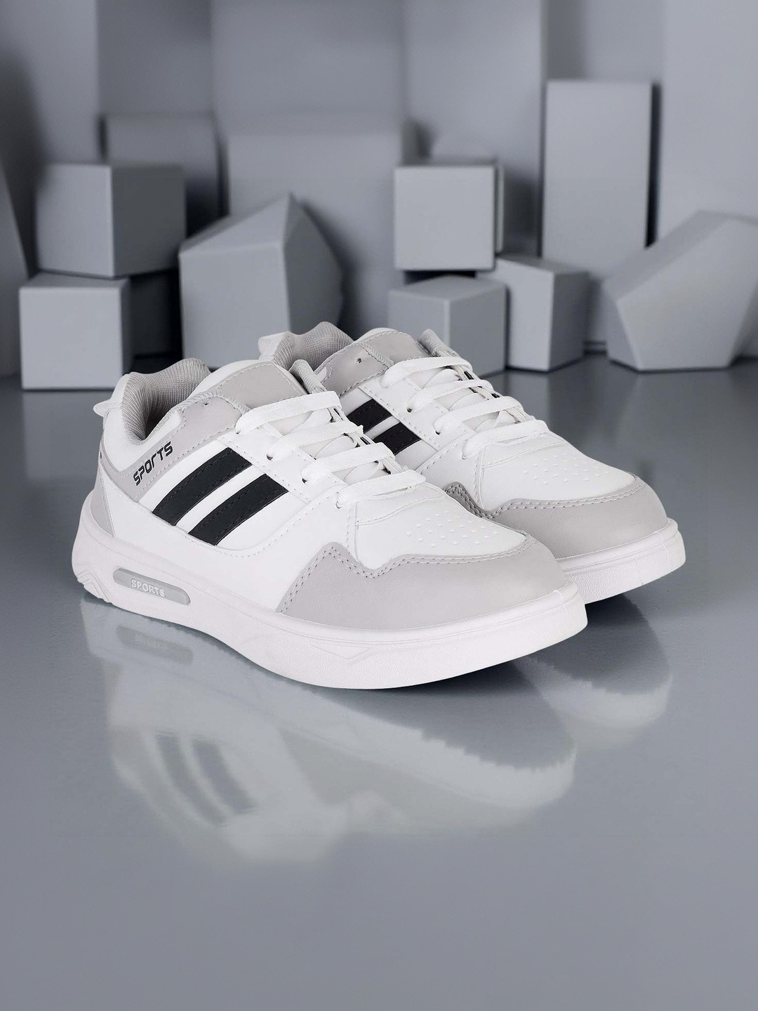 PENNEN Men Mesh Walking Non-Marking Lightweight Sports Shoes