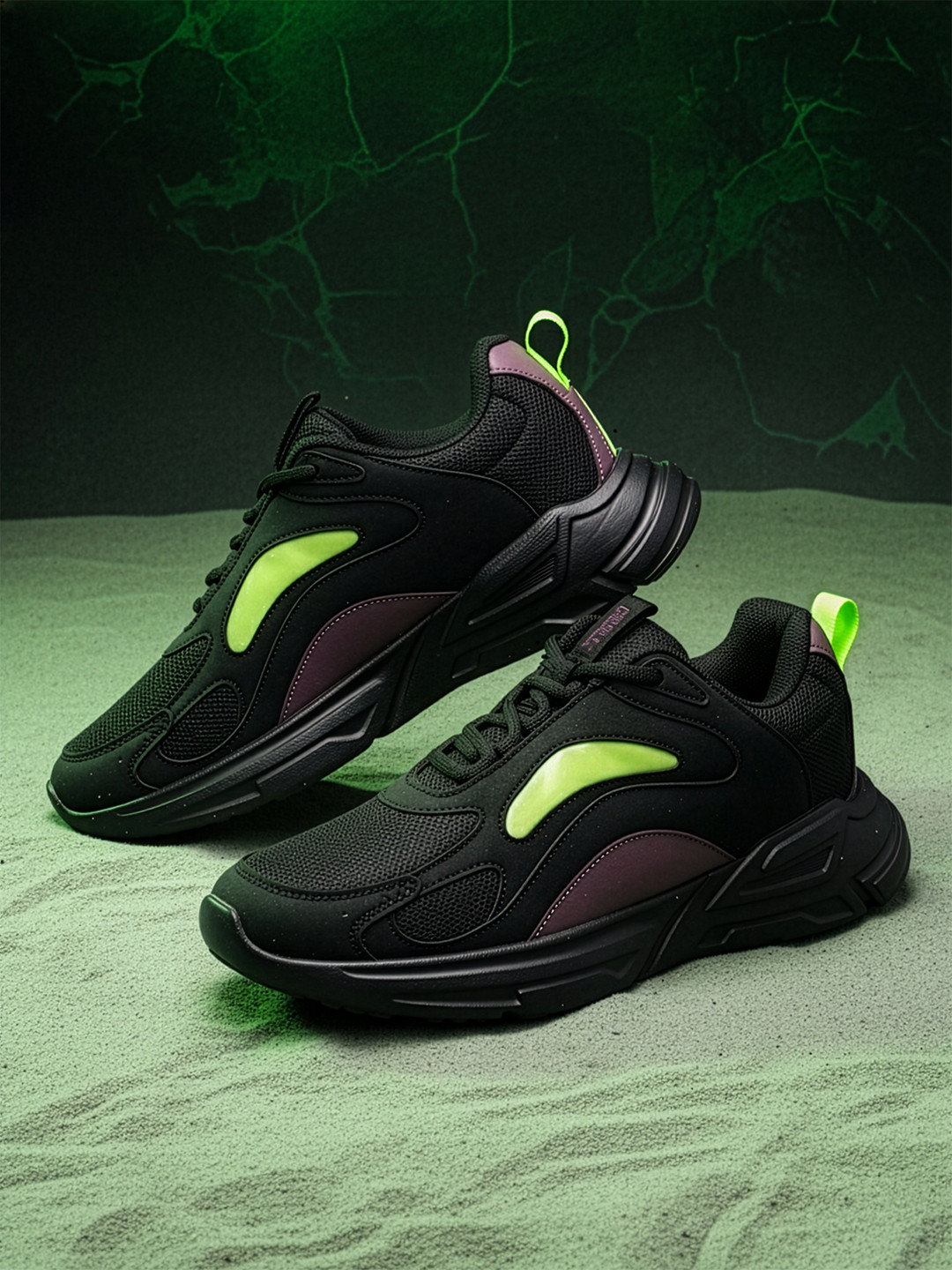 MARVEL STREET Men Hulk Walking Shoes