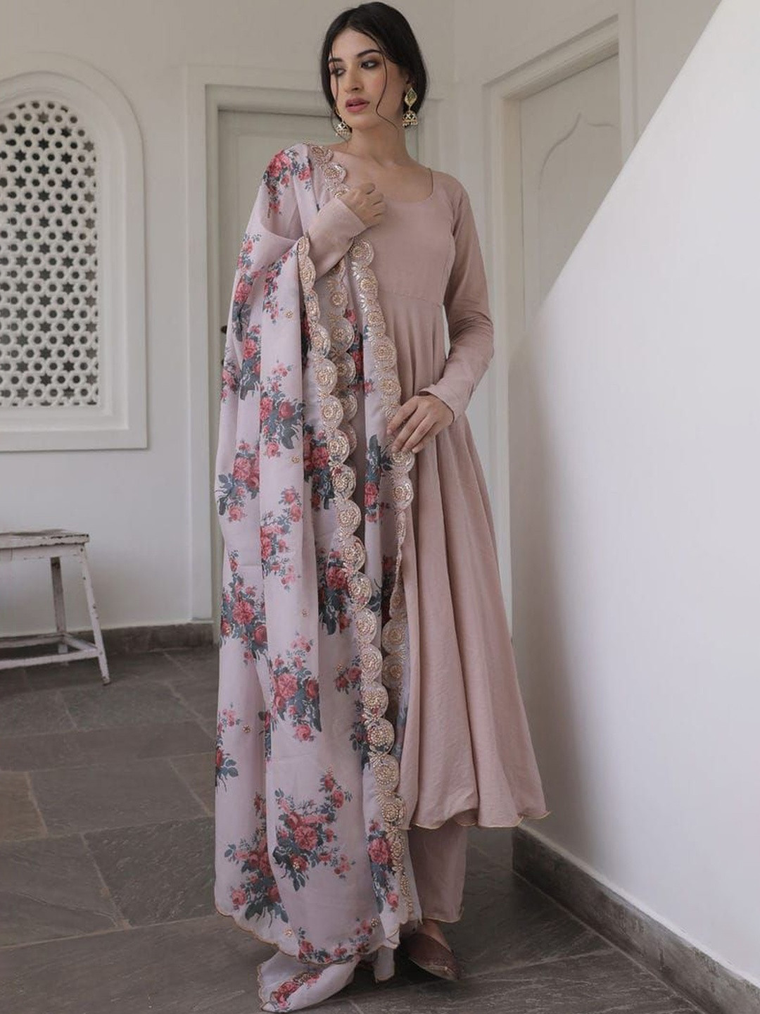 ROZLAND Women Floral Panelled Kurta with Trousers & With Dupatta