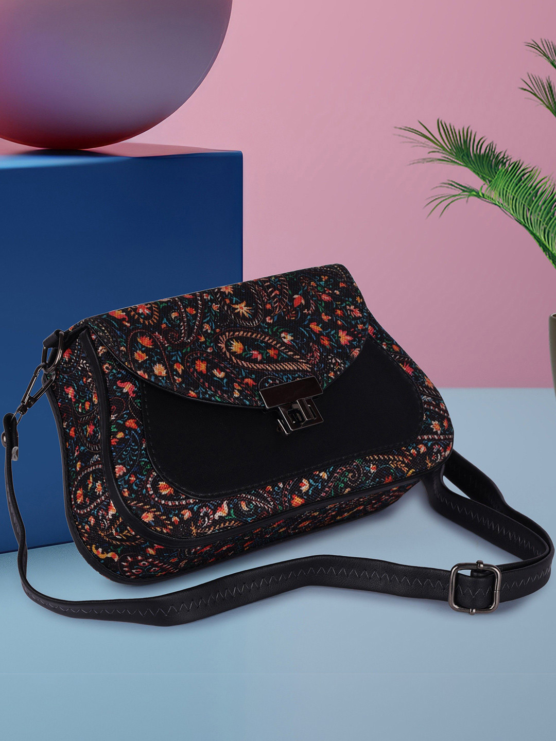 XOVEE Printed Sling Bag With Detachable Sling Strap