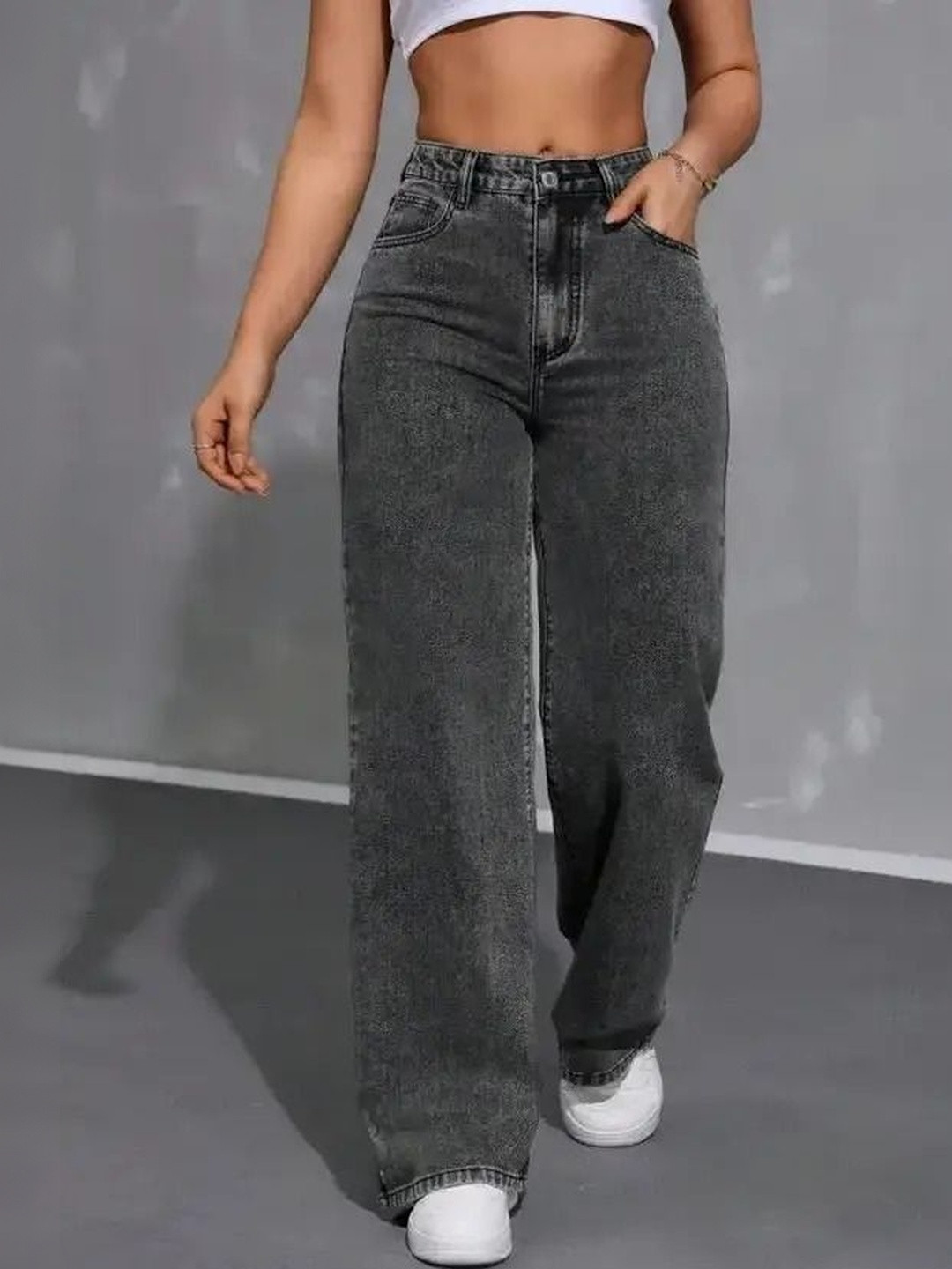 A1TUFF Women Jean Relaxed Fit High-Rise Light Fade Stretchable Jeans