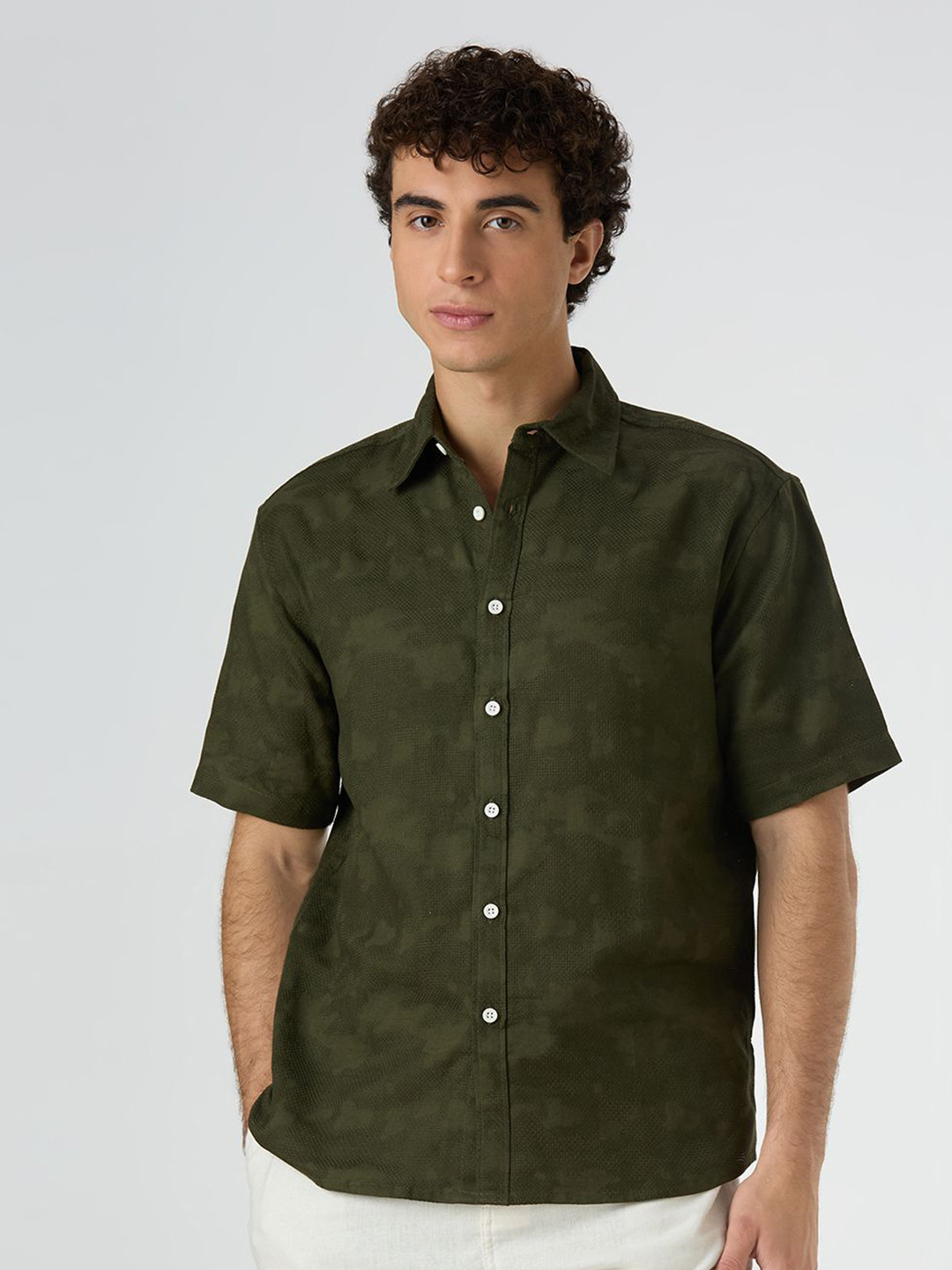 JOHN WATSON Men Classic Textured Spread Collar Short Sleeves Casual Shirt