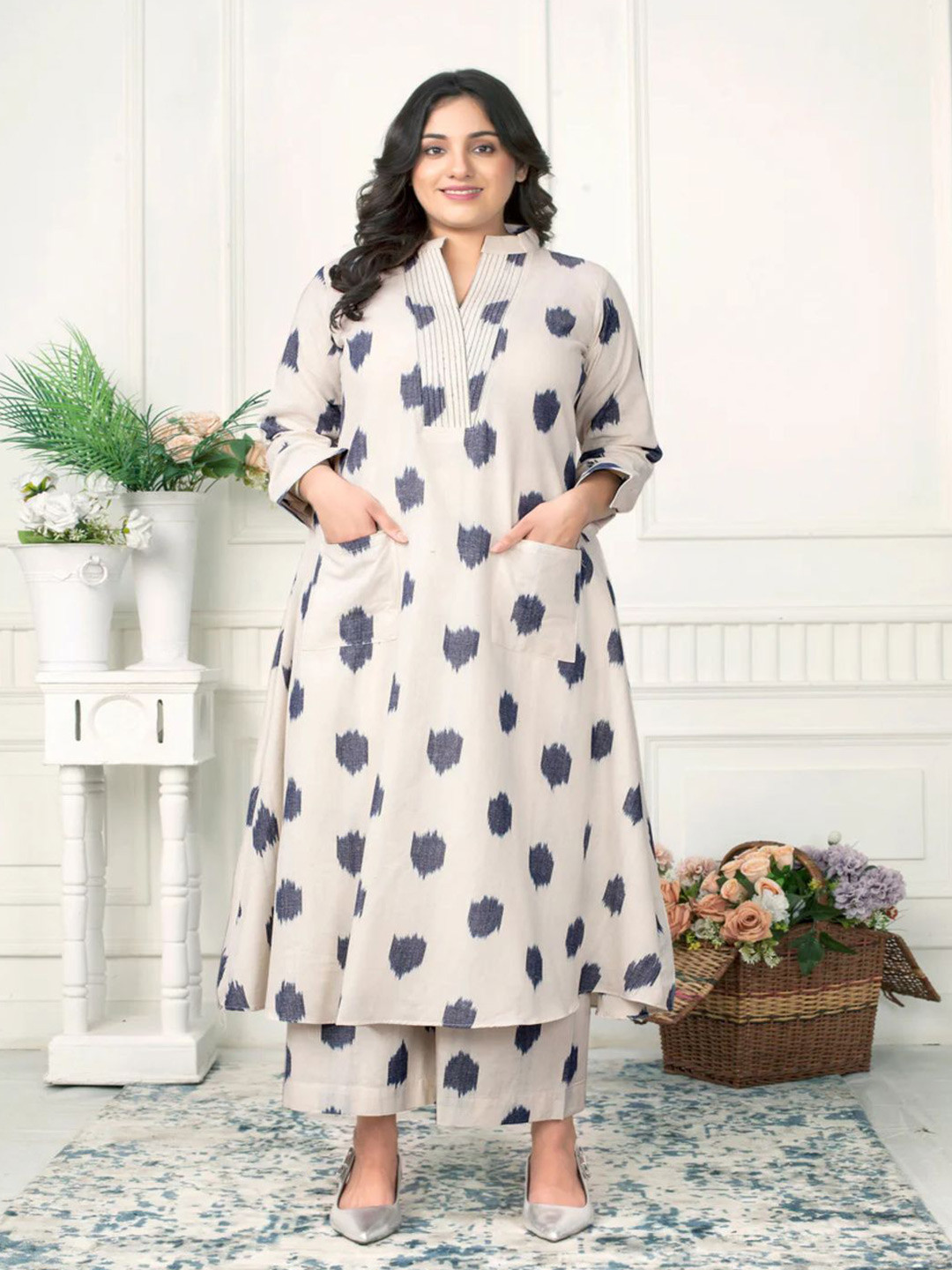 DIIWATAA Women Printed Regular Plus Size Kurta with Palazzos