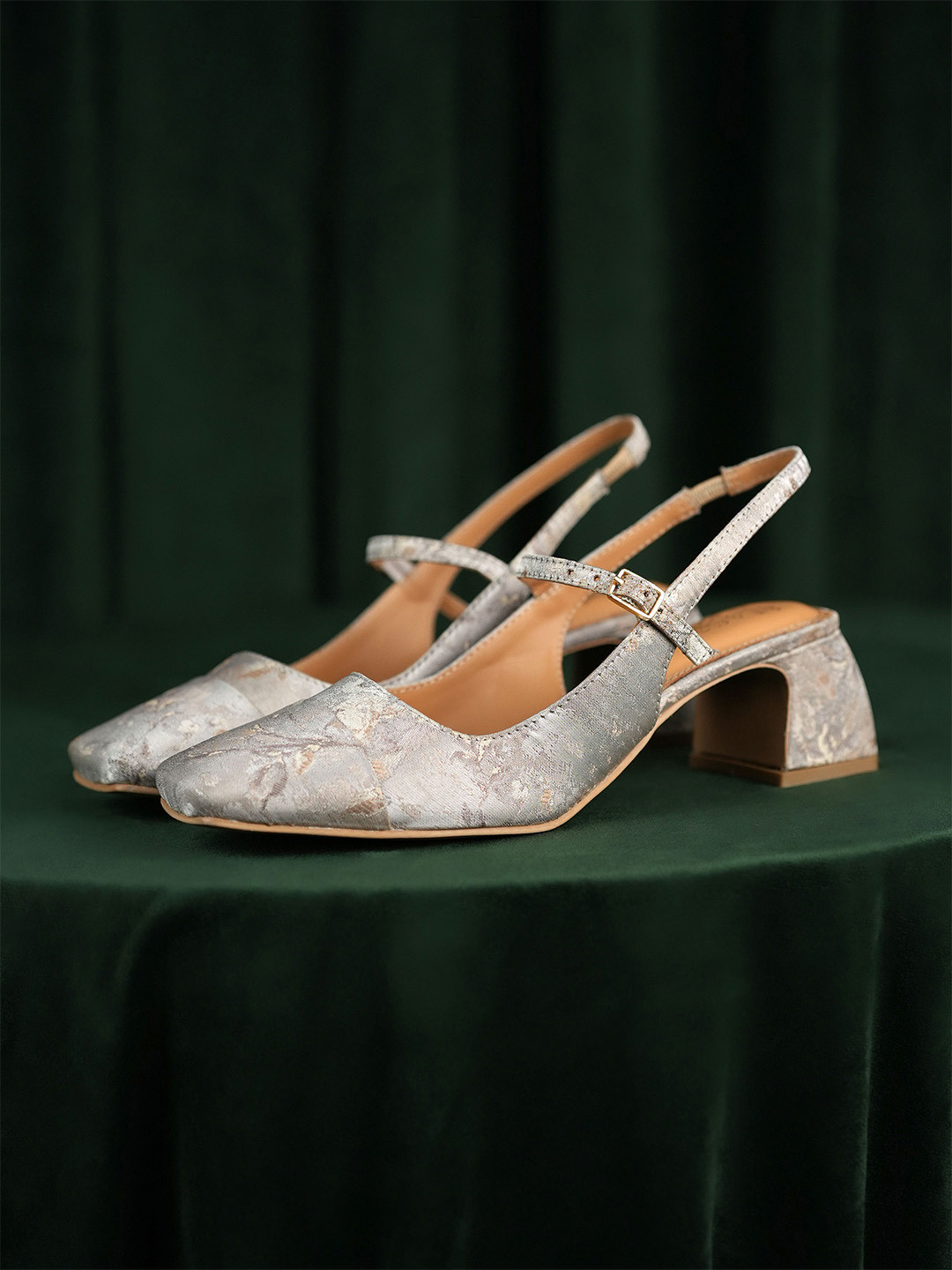 Theater Women Twiggy Diamond Trap Multi Coloured Mary Jane Slingback Block Heels