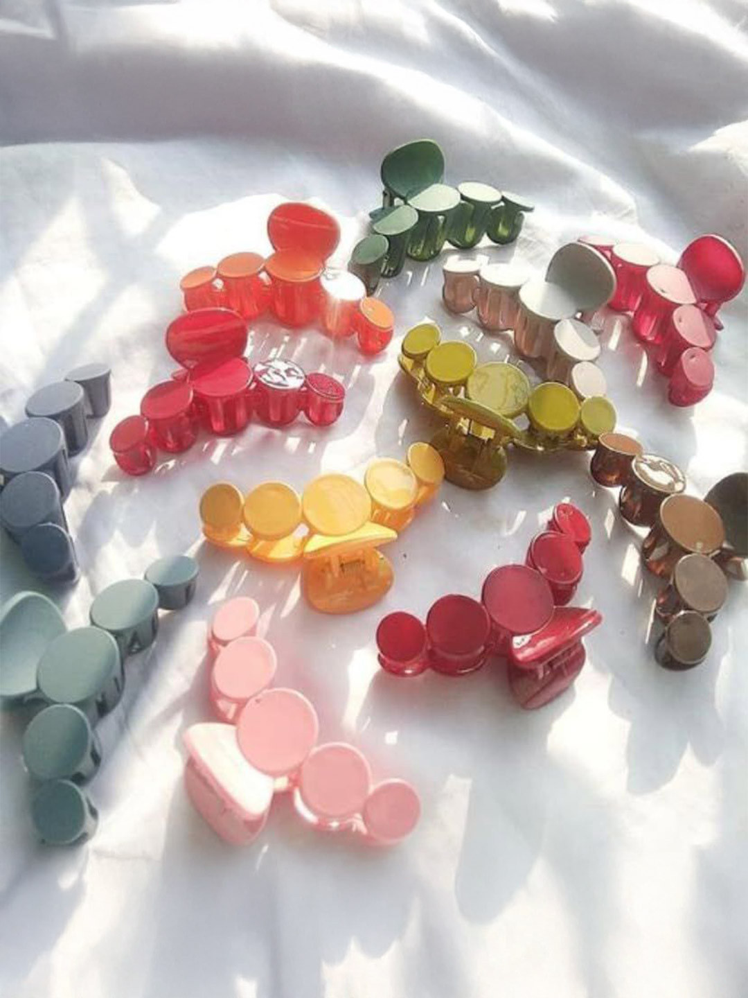 DailyObjects Women Set of 6 Bubble Shape Matt Claw Clip