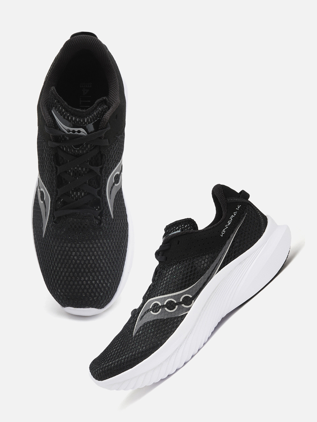 saucony Men Kinvara 14 Running Shoes