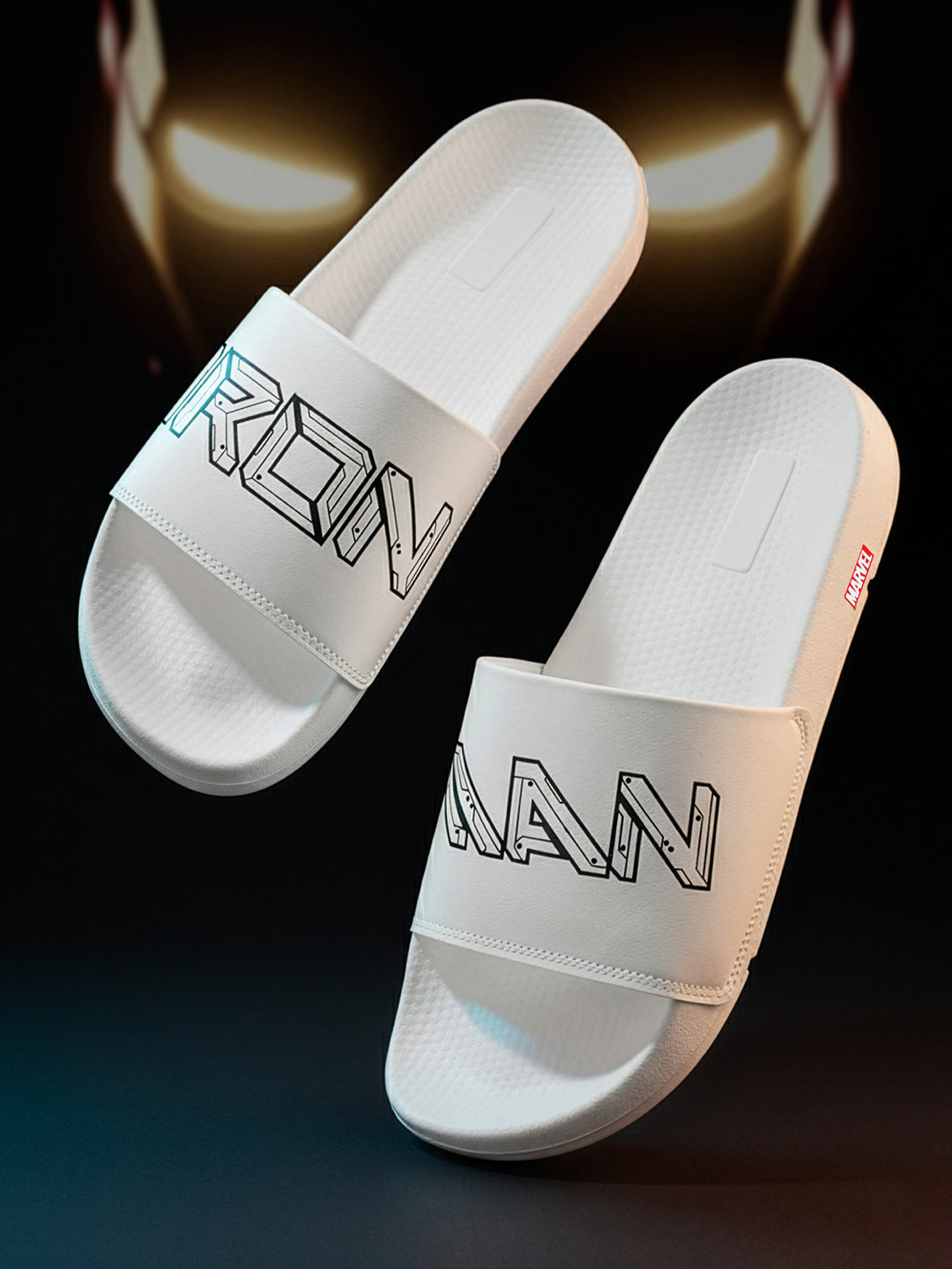 MARVEL STREET Men Iron Man Print Sliders