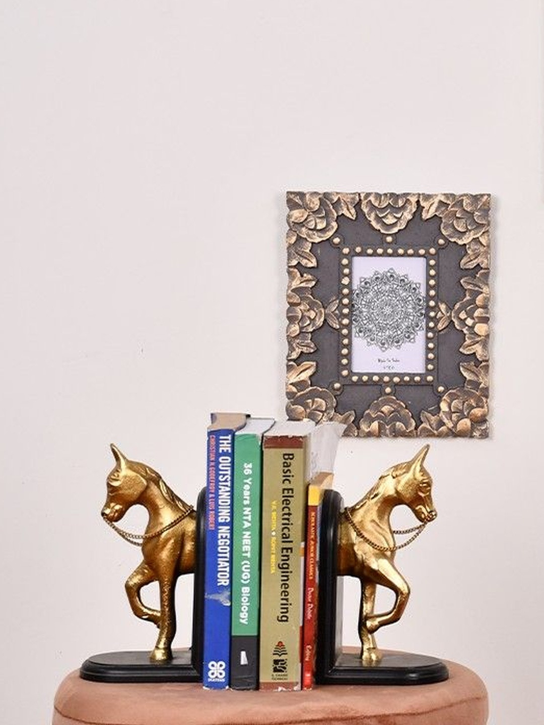 THREADVIBE LIVING Book Holder Antique Metal Horse Shaped
